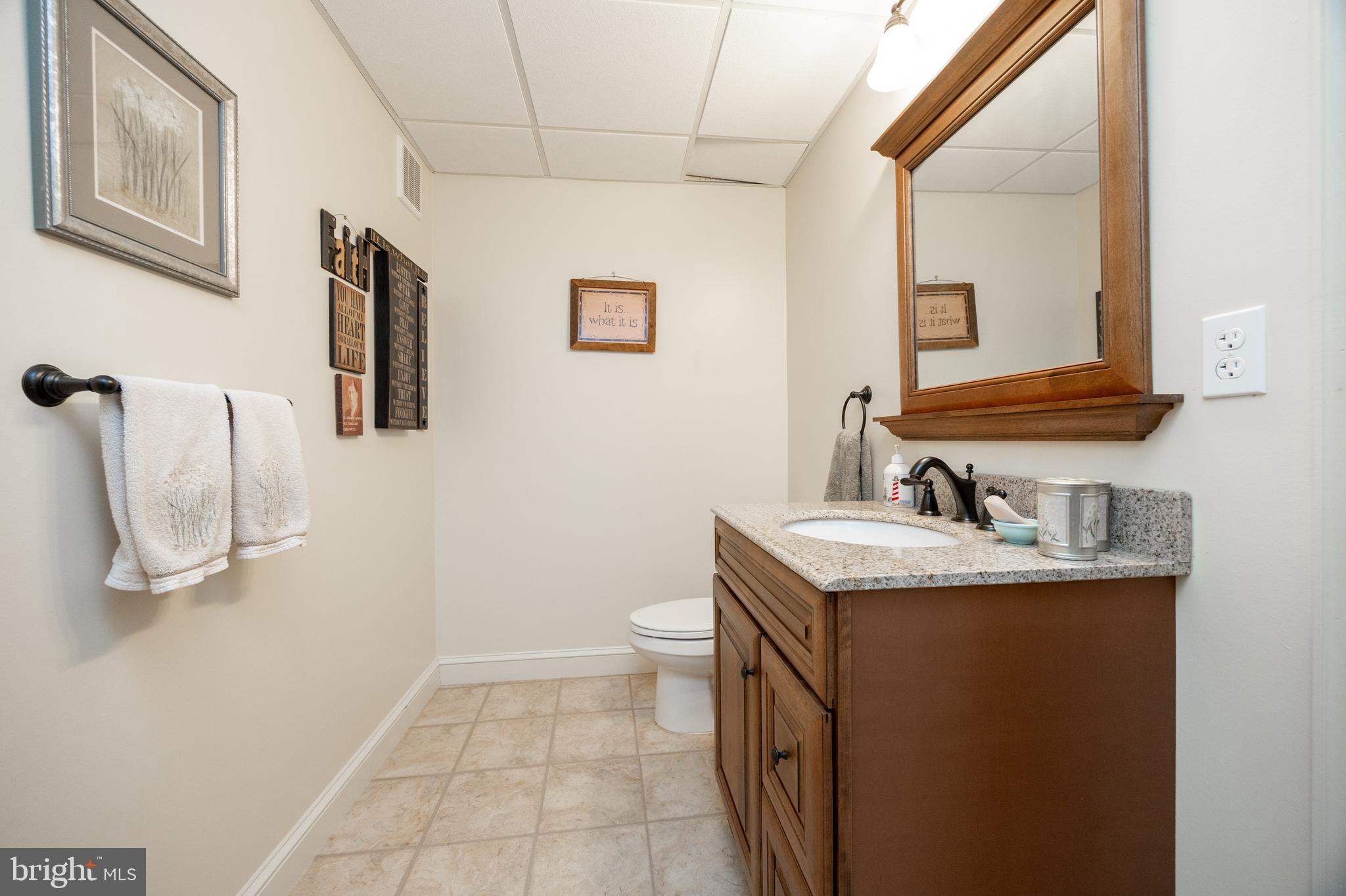 THE WOODS AT ROCK RAYMOND - Residential