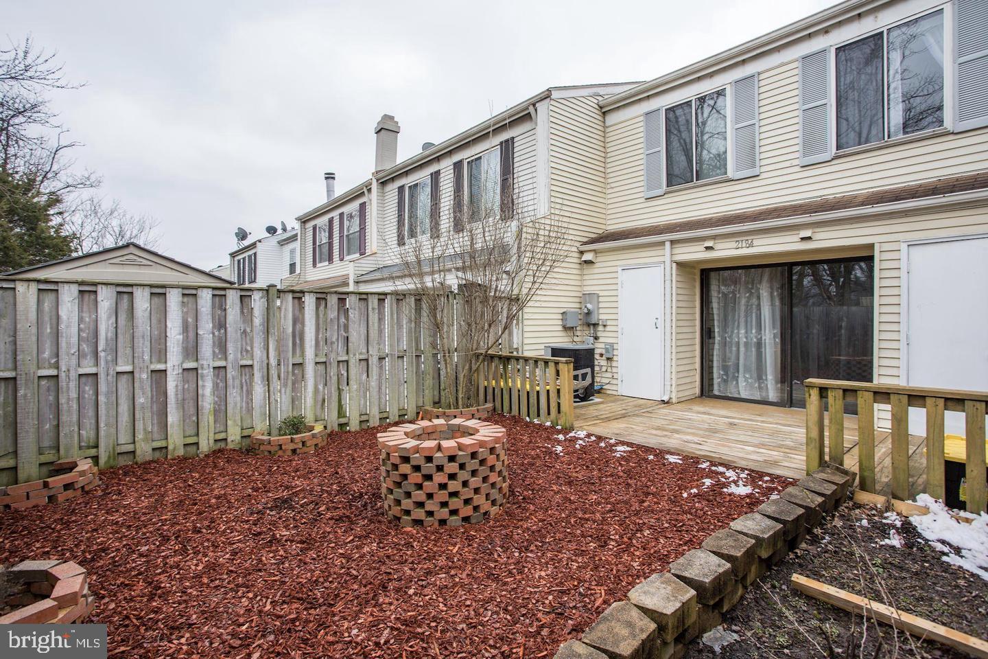 REFLECTION LAKE - Residential Lease