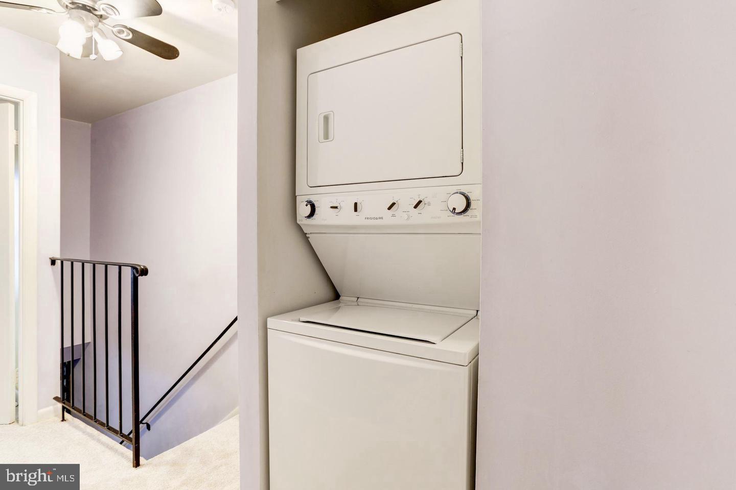 REFLECTION LAKE - Residential Lease