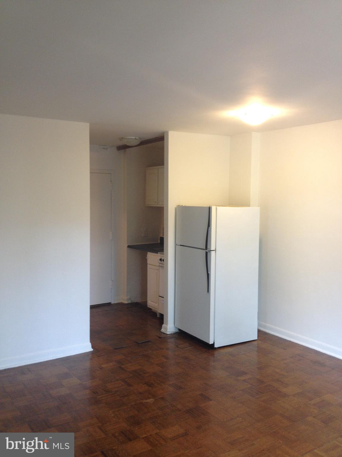 SILVER SPRING - Residential Lease