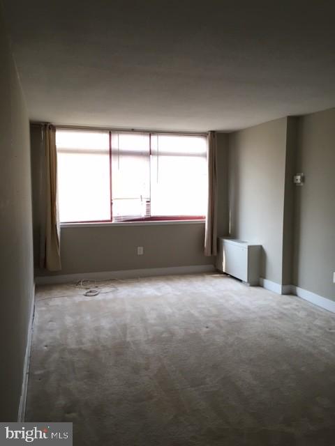 SILVER SPRING - Residential Lease