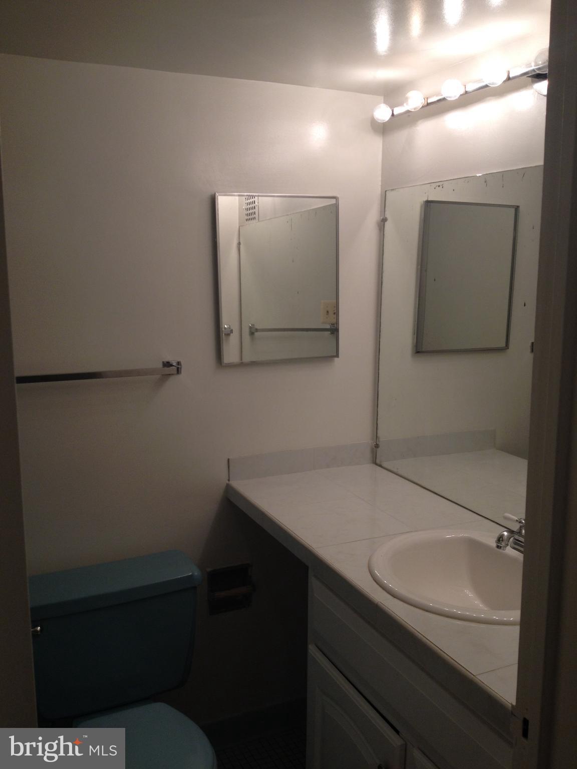 SILVER SPRING - Residential Lease