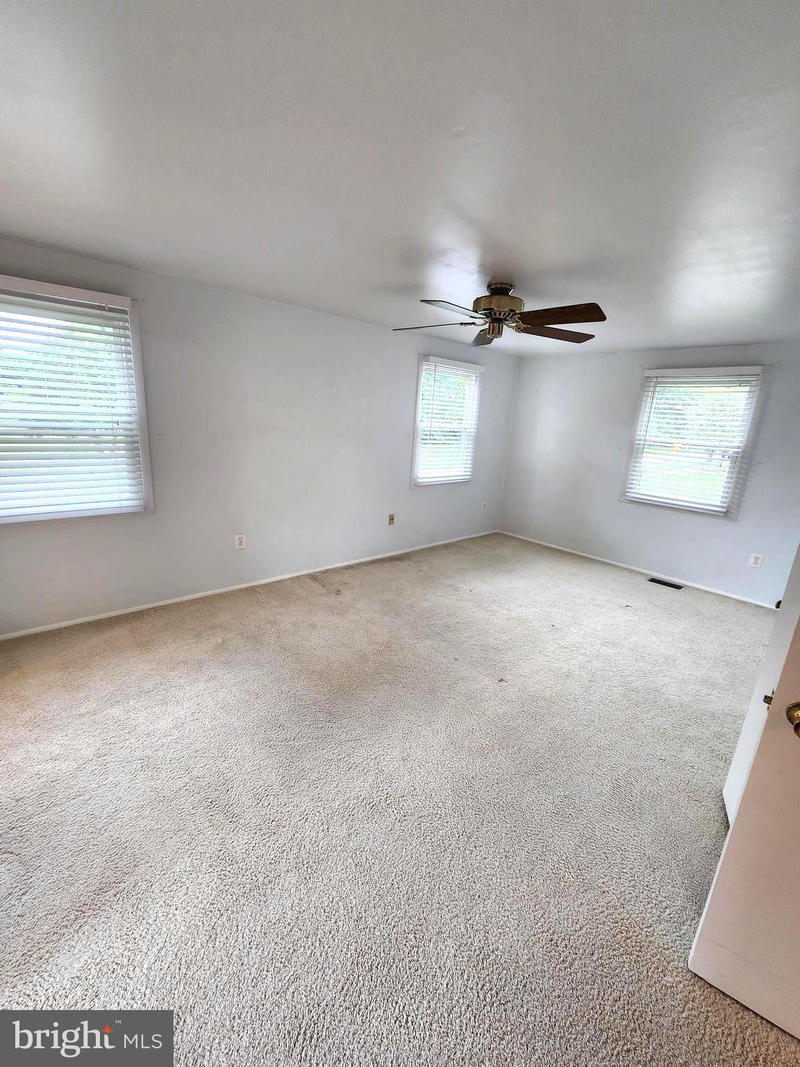 GREENBRIAR - Residential Lease