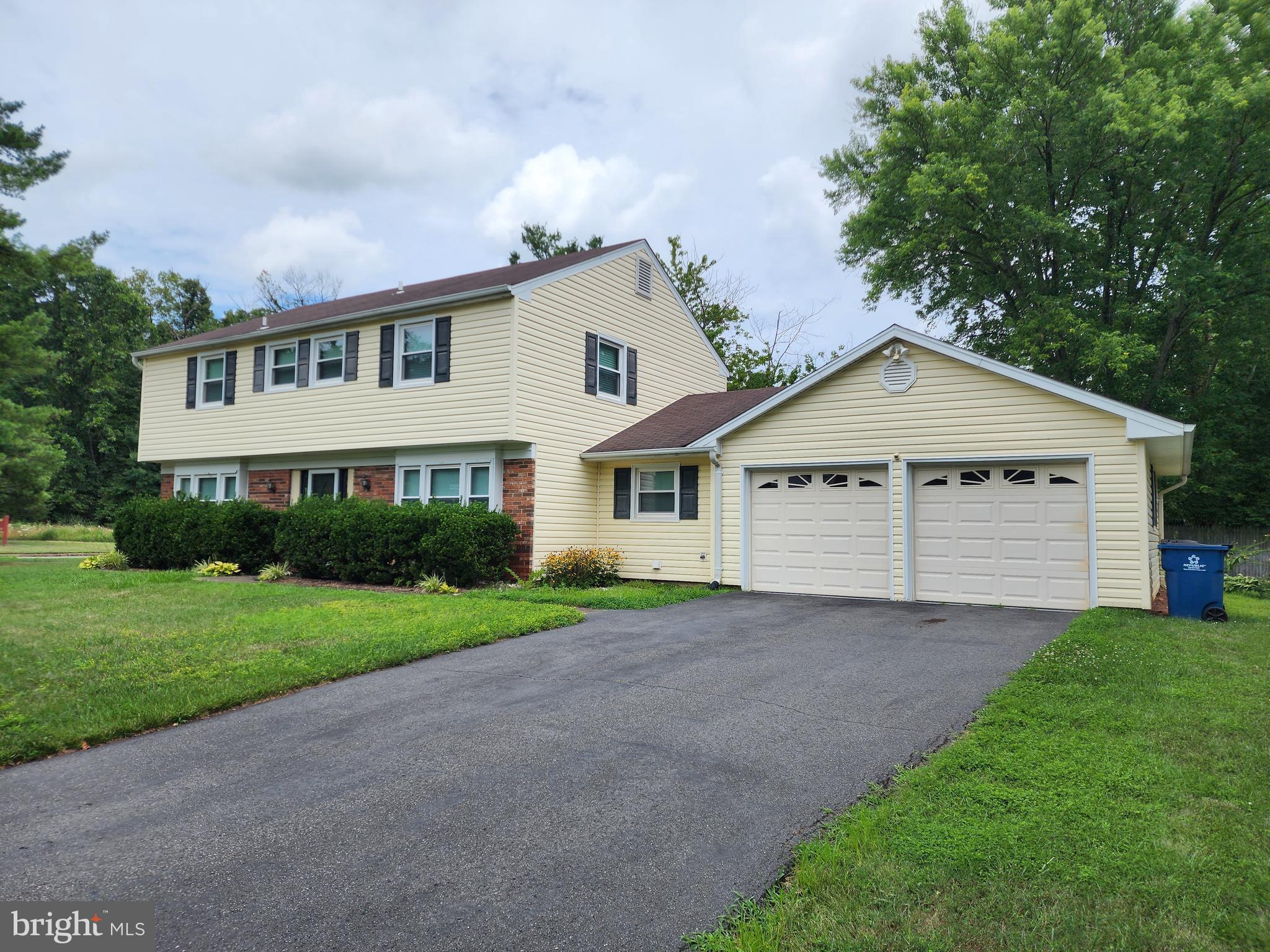 GREENBRIAR - Residential Lease