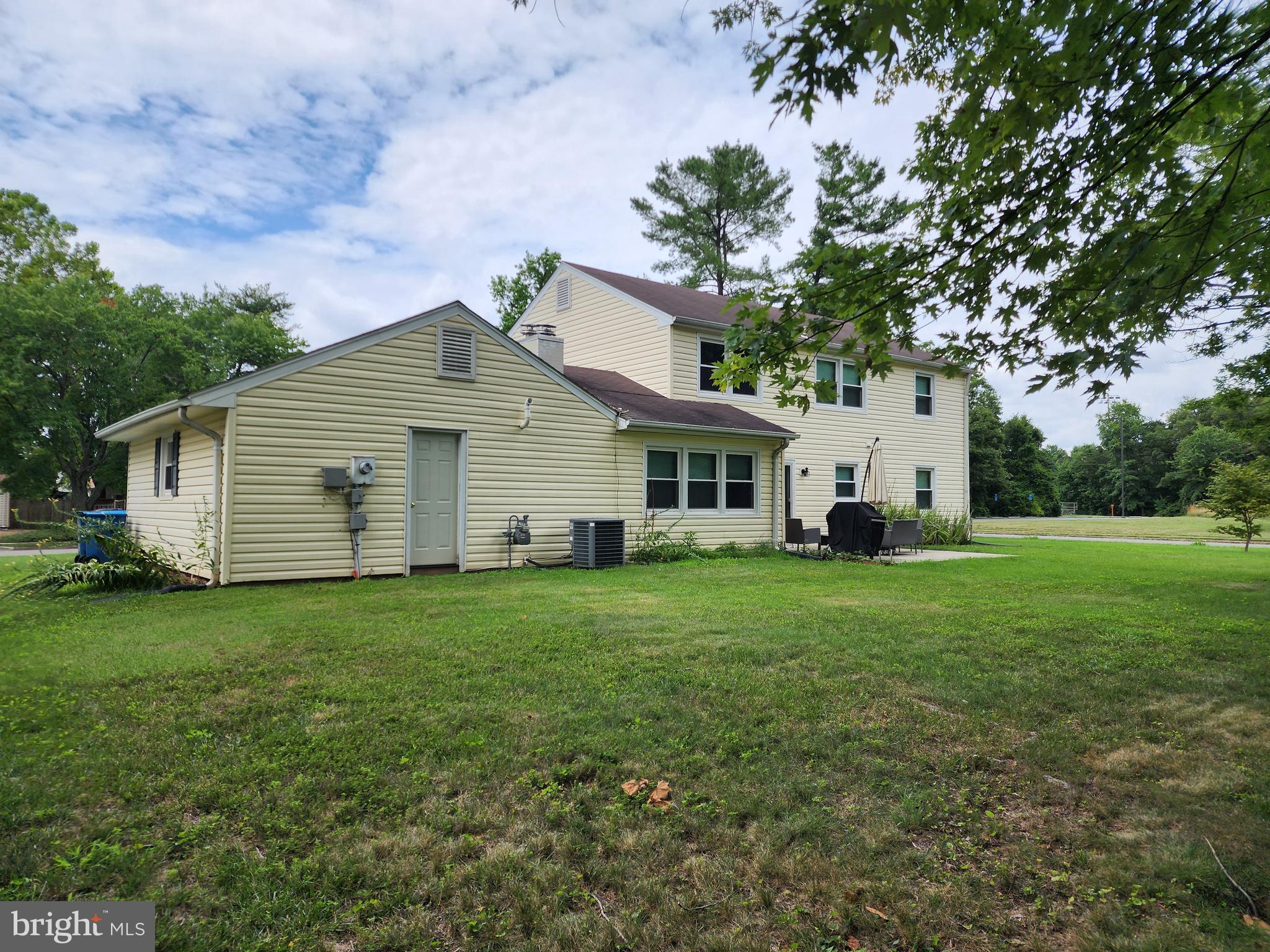 GREENBRIAR - Residential Lease