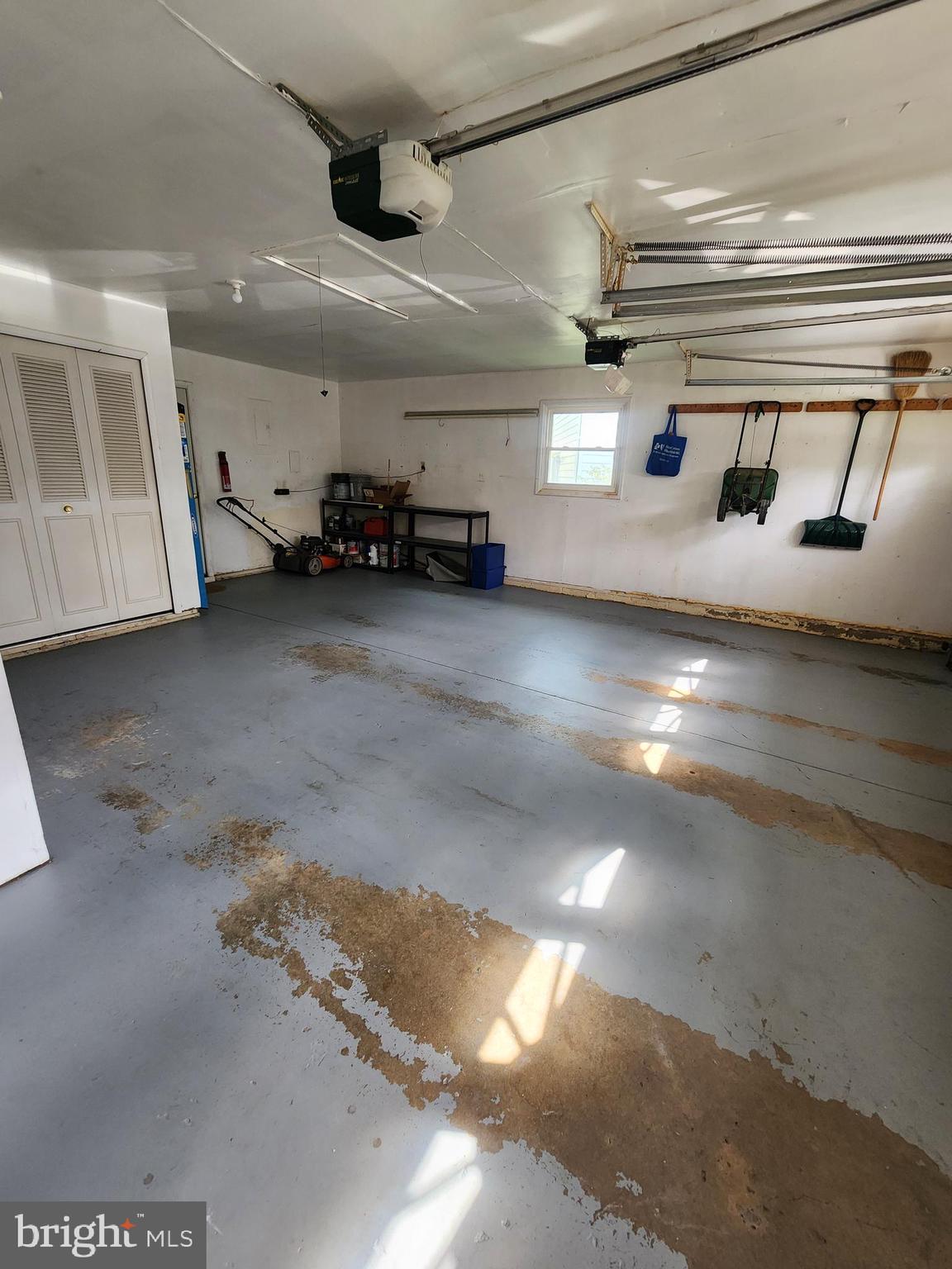 GREENBRIAR - Residential Lease