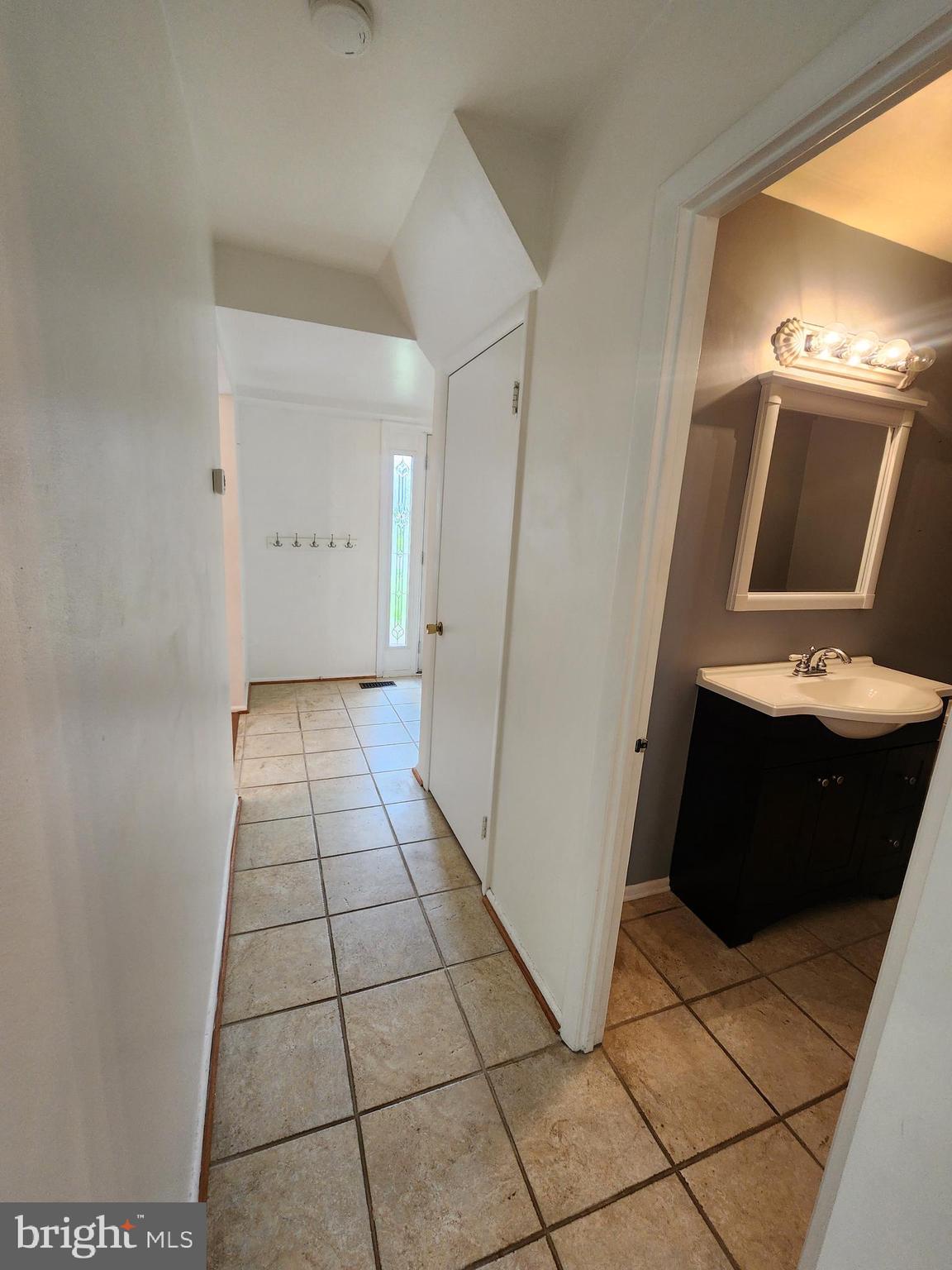 GREENBRIAR - Residential Lease