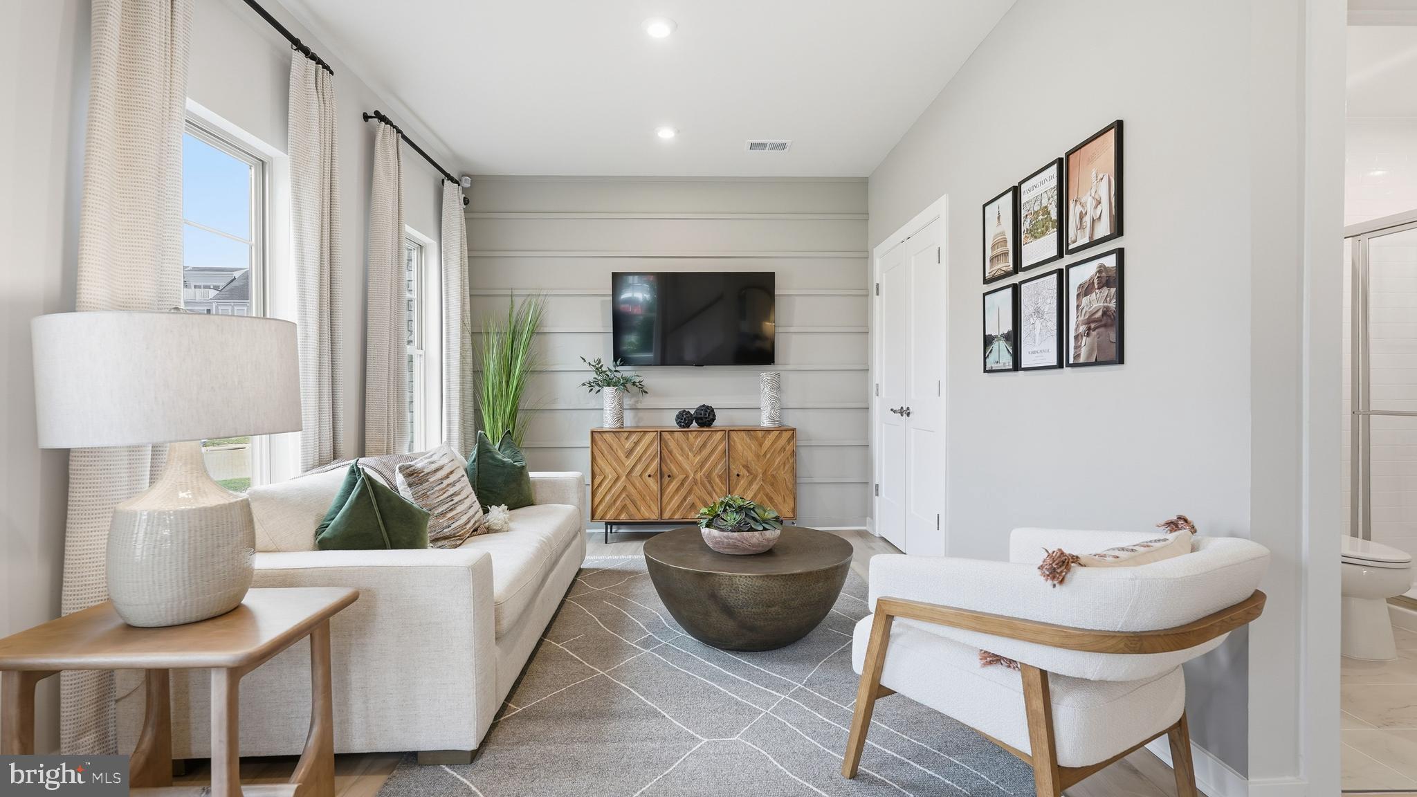 POTOMAC SHORES - Residential