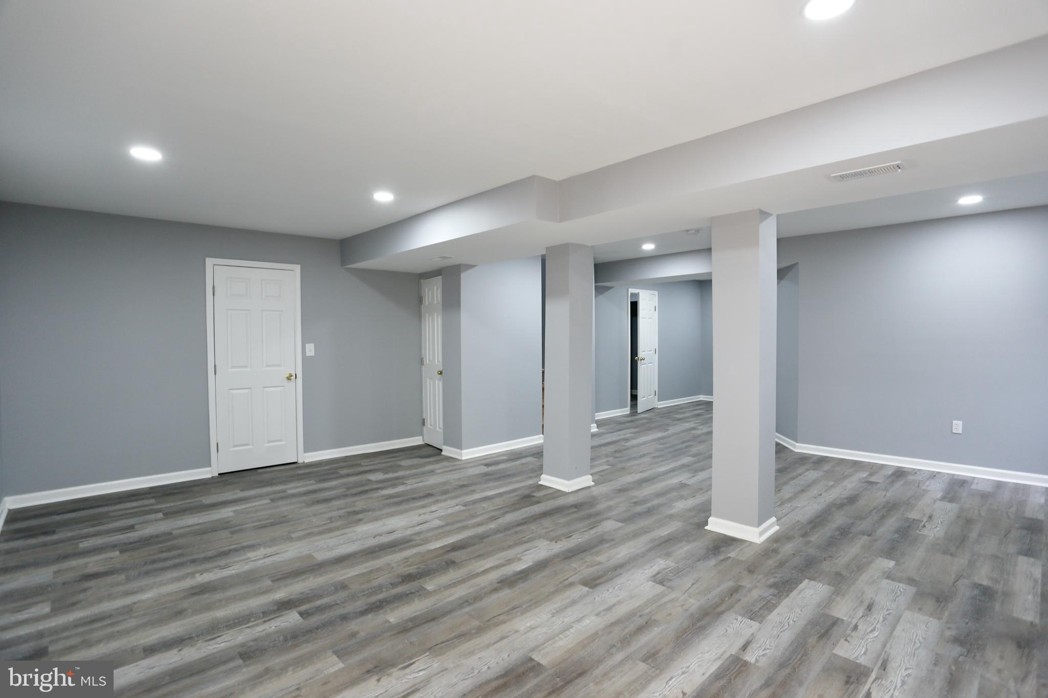 ARGYLE HILLS - Residential Lease