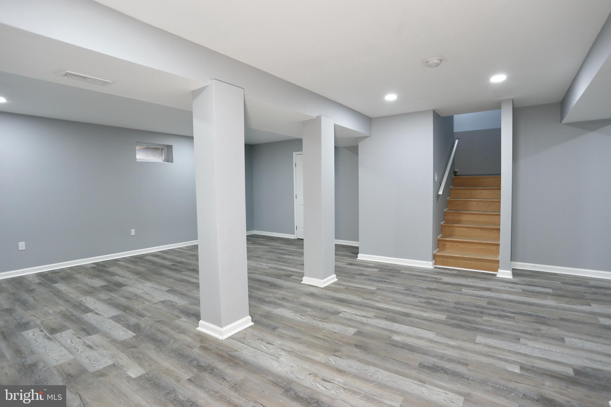 ARGYLE HILLS - Residential Lease