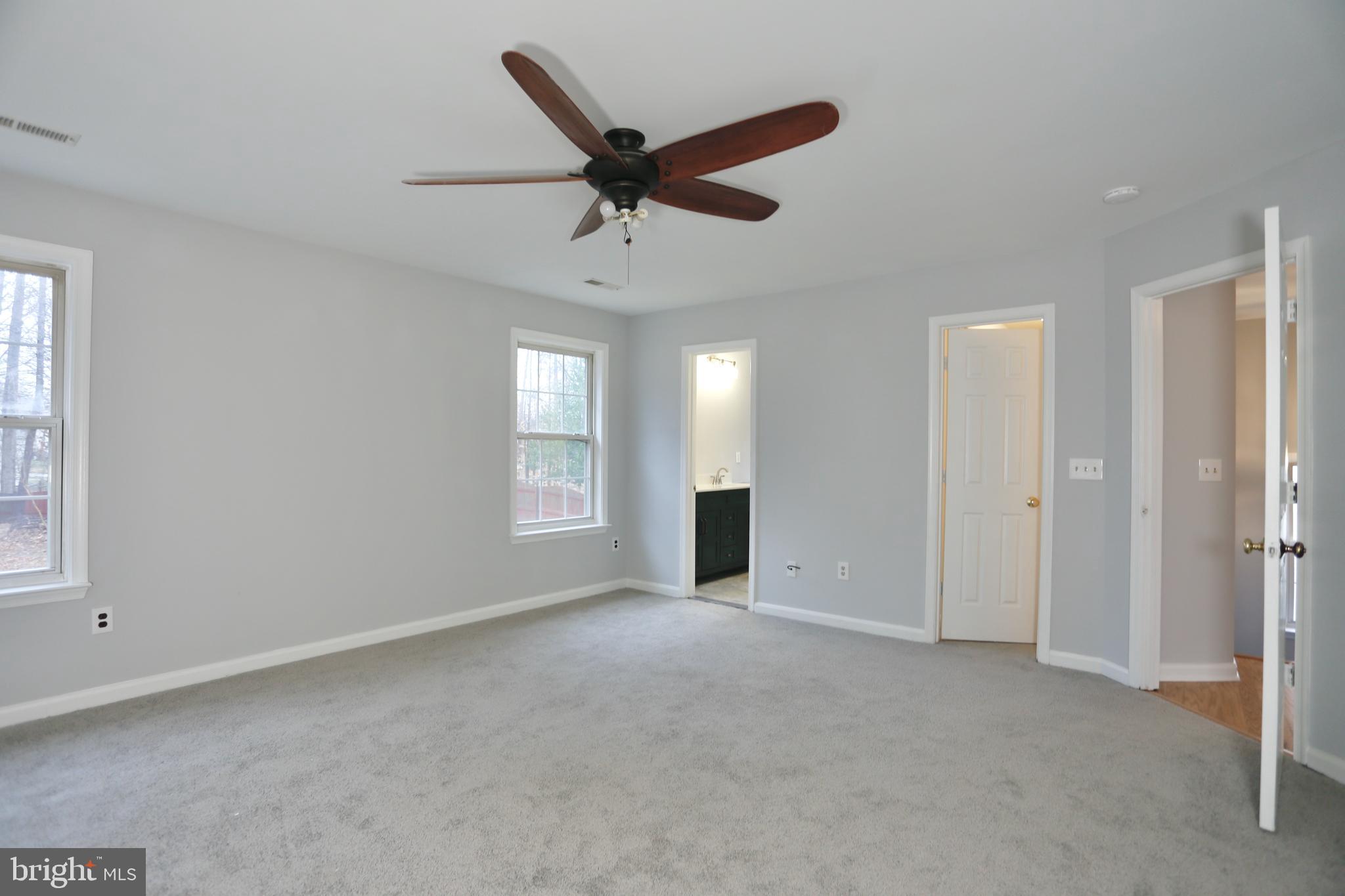 ARGYLE HILLS - Residential Lease