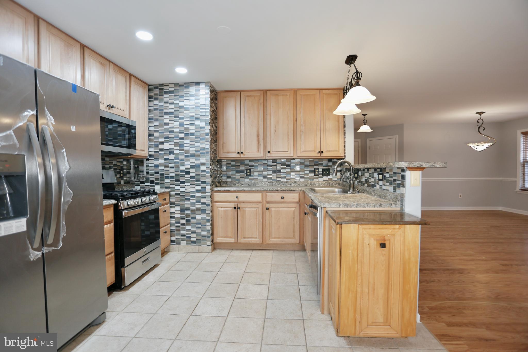 ARGYLE HILLS - Residential Lease