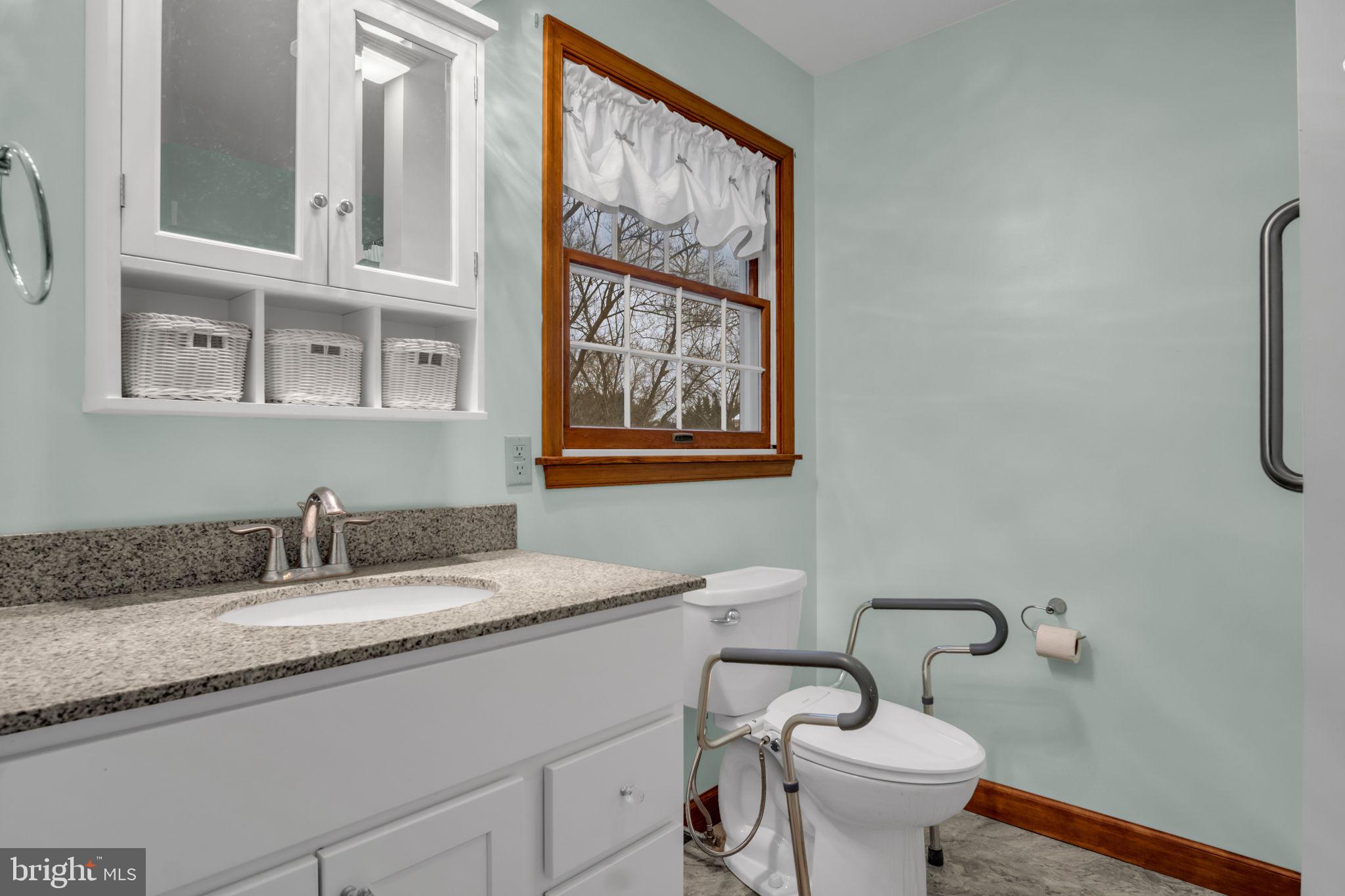 THE OAKS - Residential