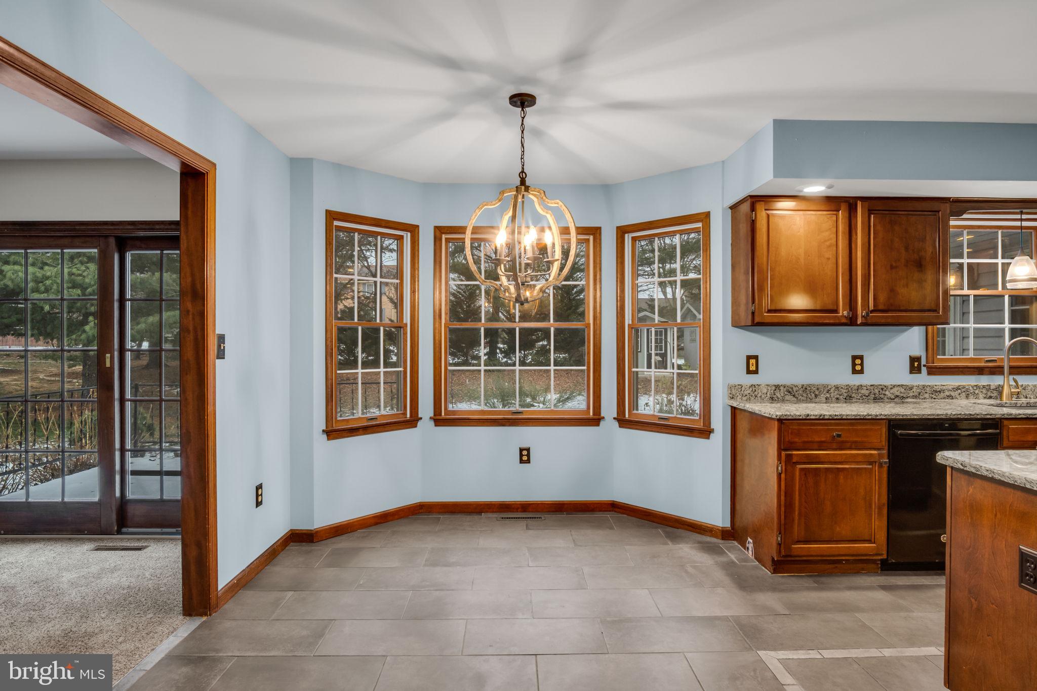 THE OAKS - Residential