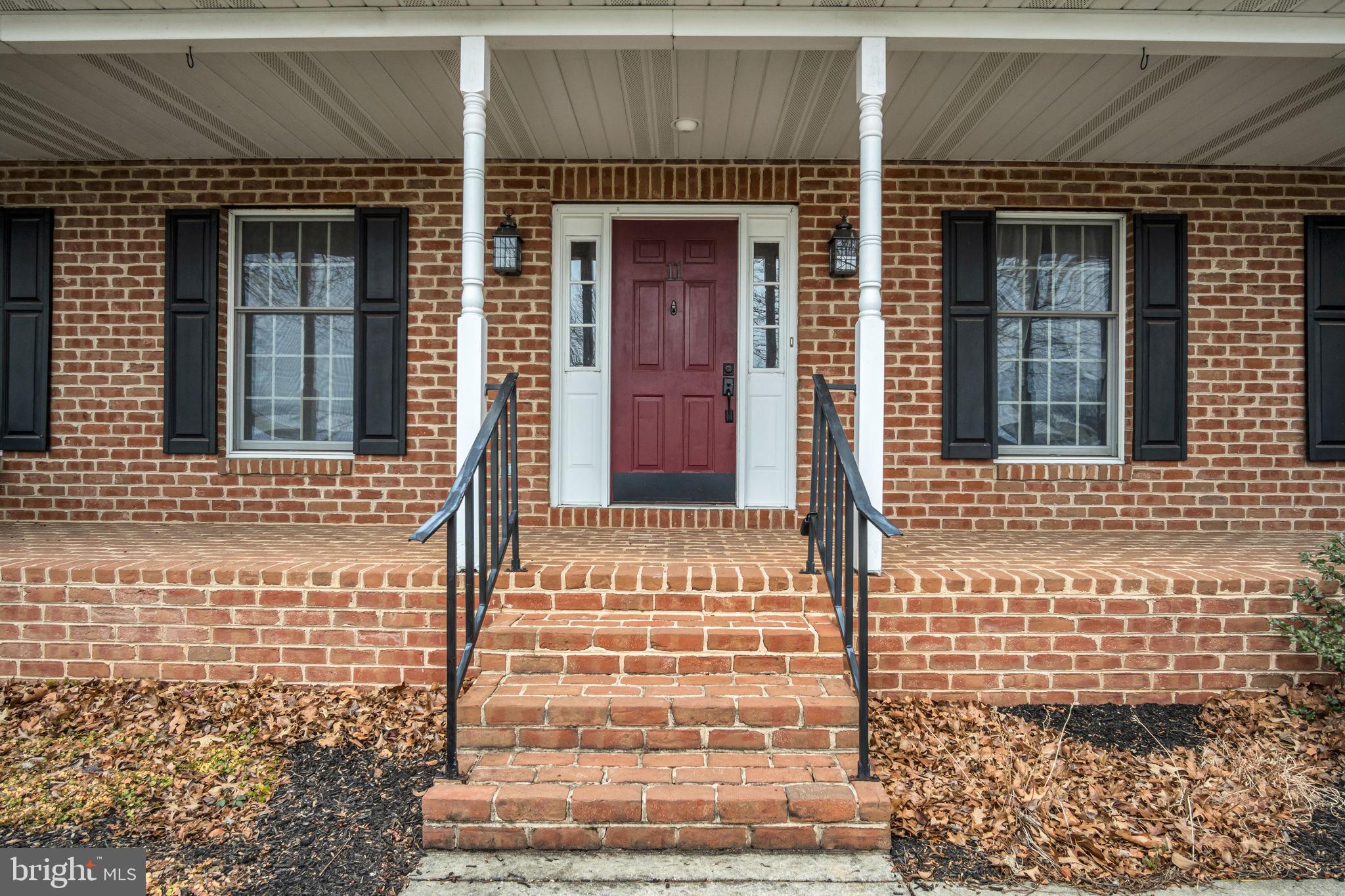 THE OAKS - Residential