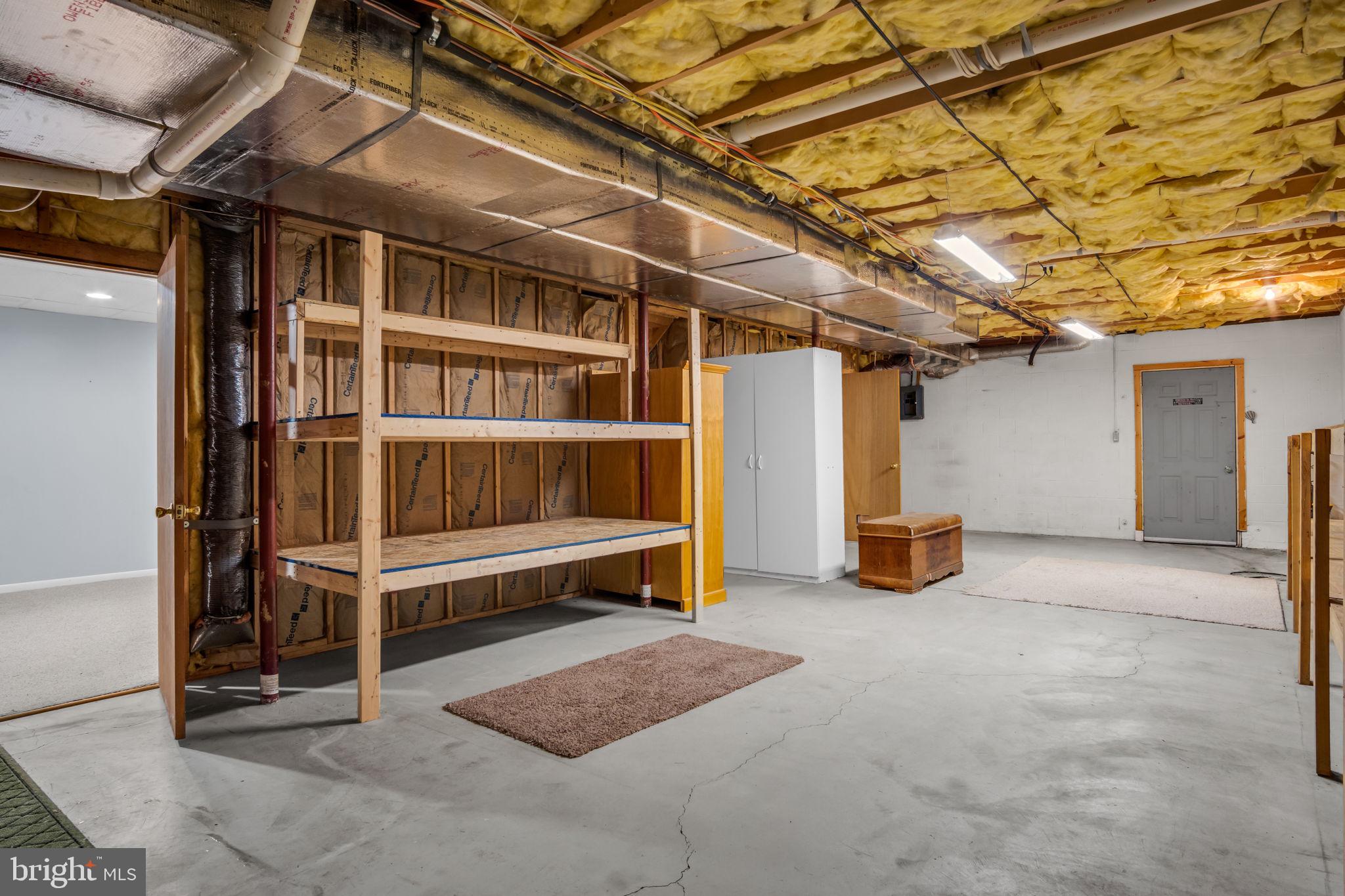 THE OAKS - Residential