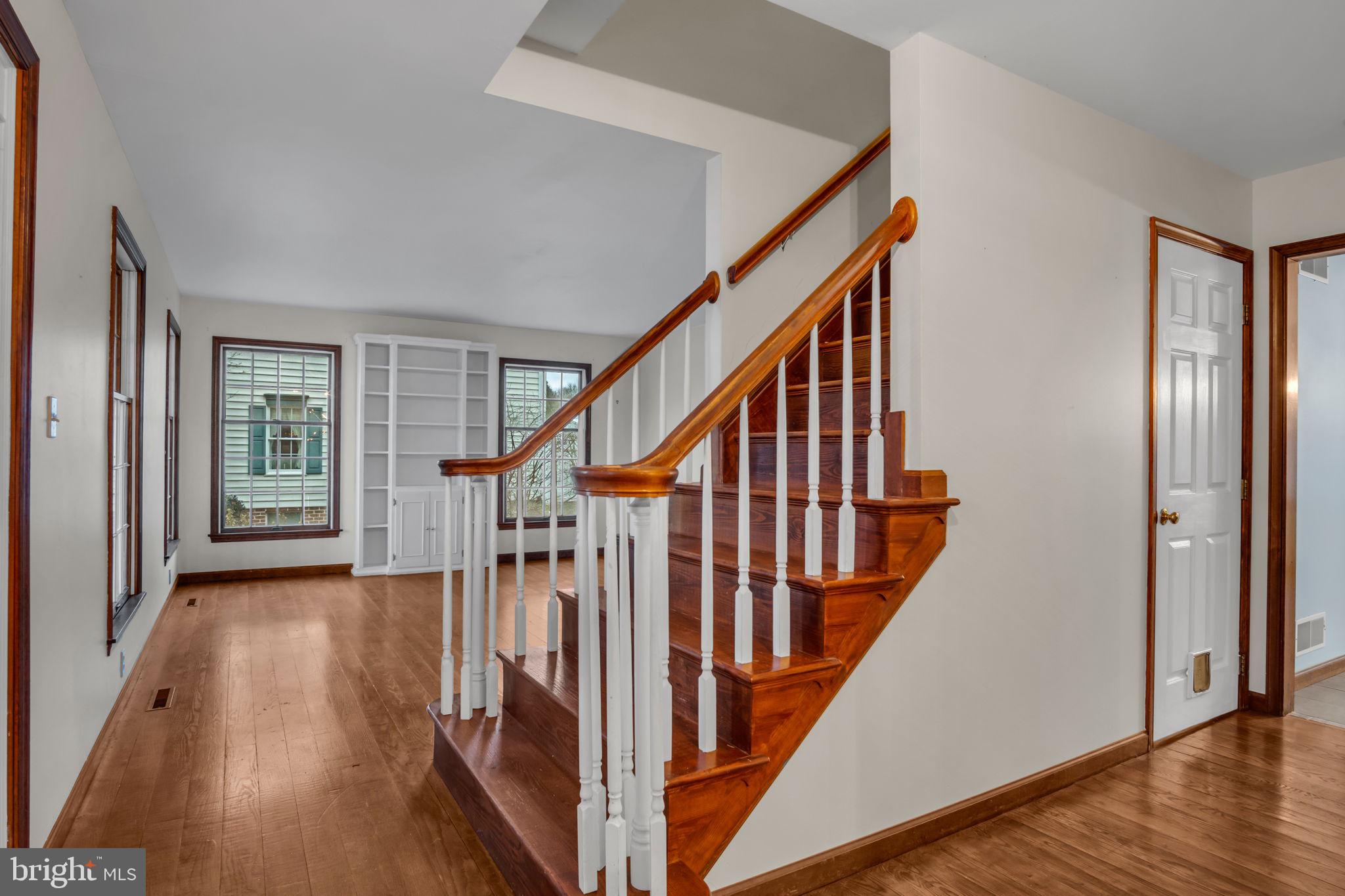 THE OAKS - Residential