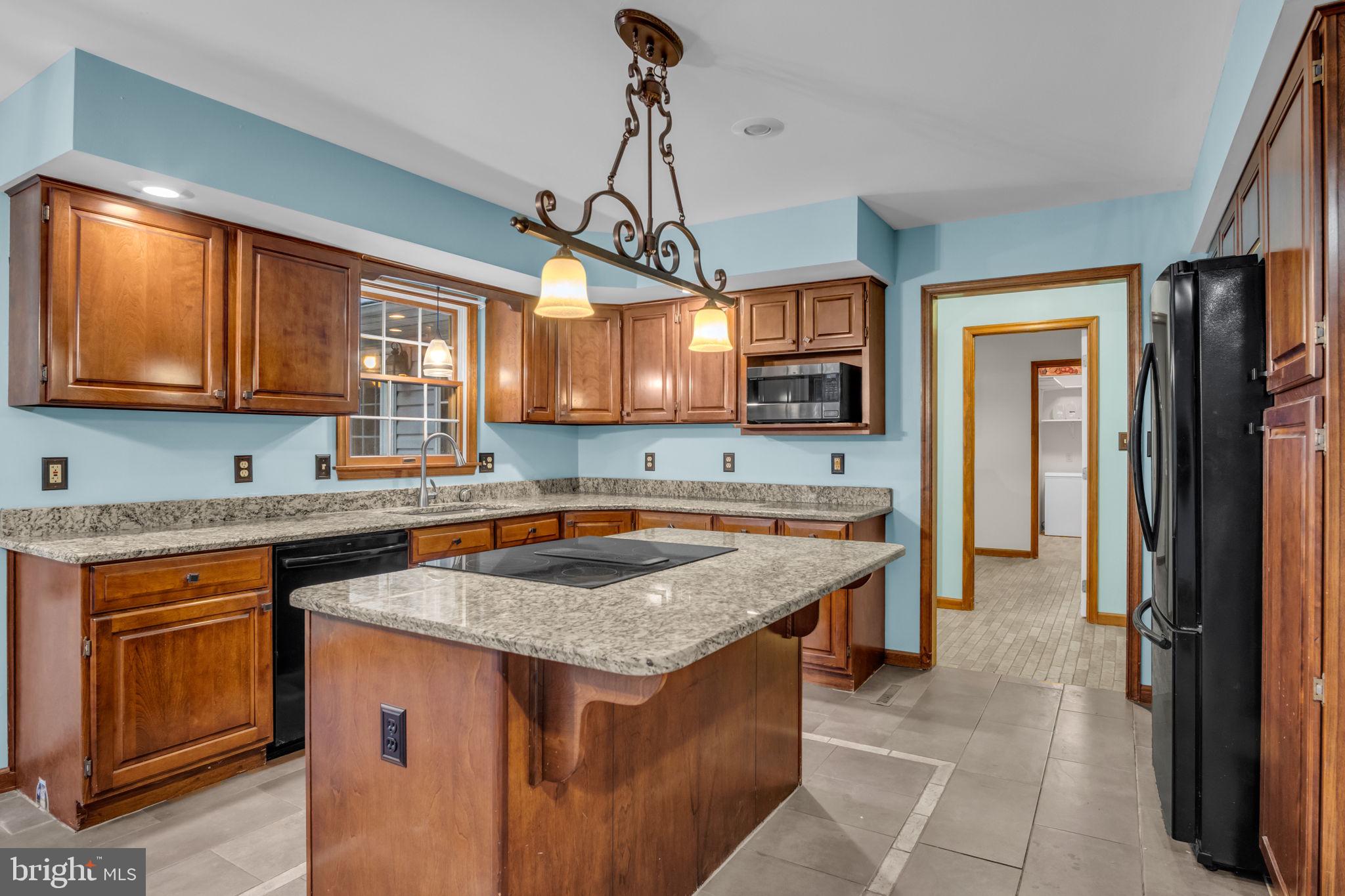 THE OAKS - Residential