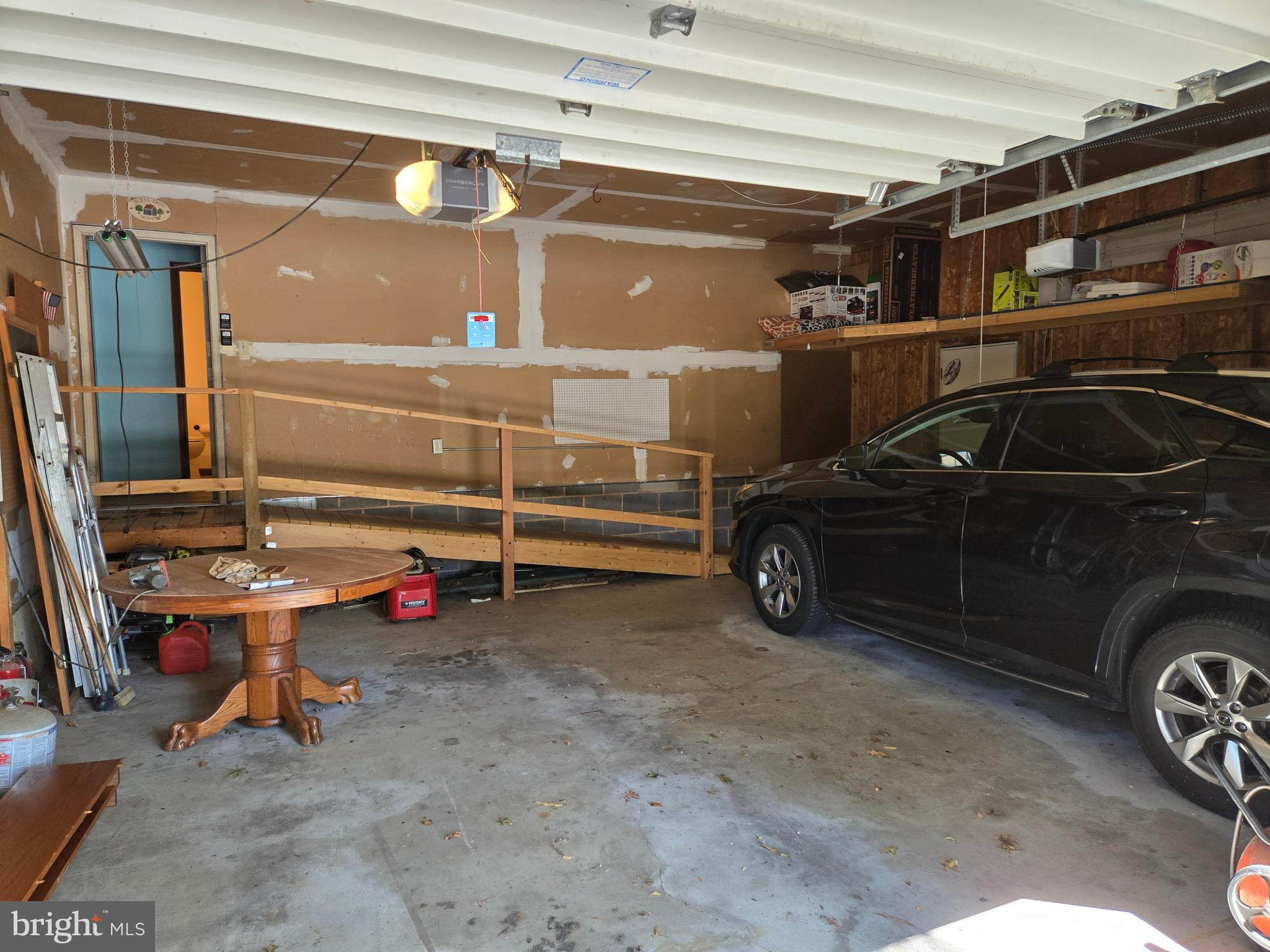 THE OAKS - Residential