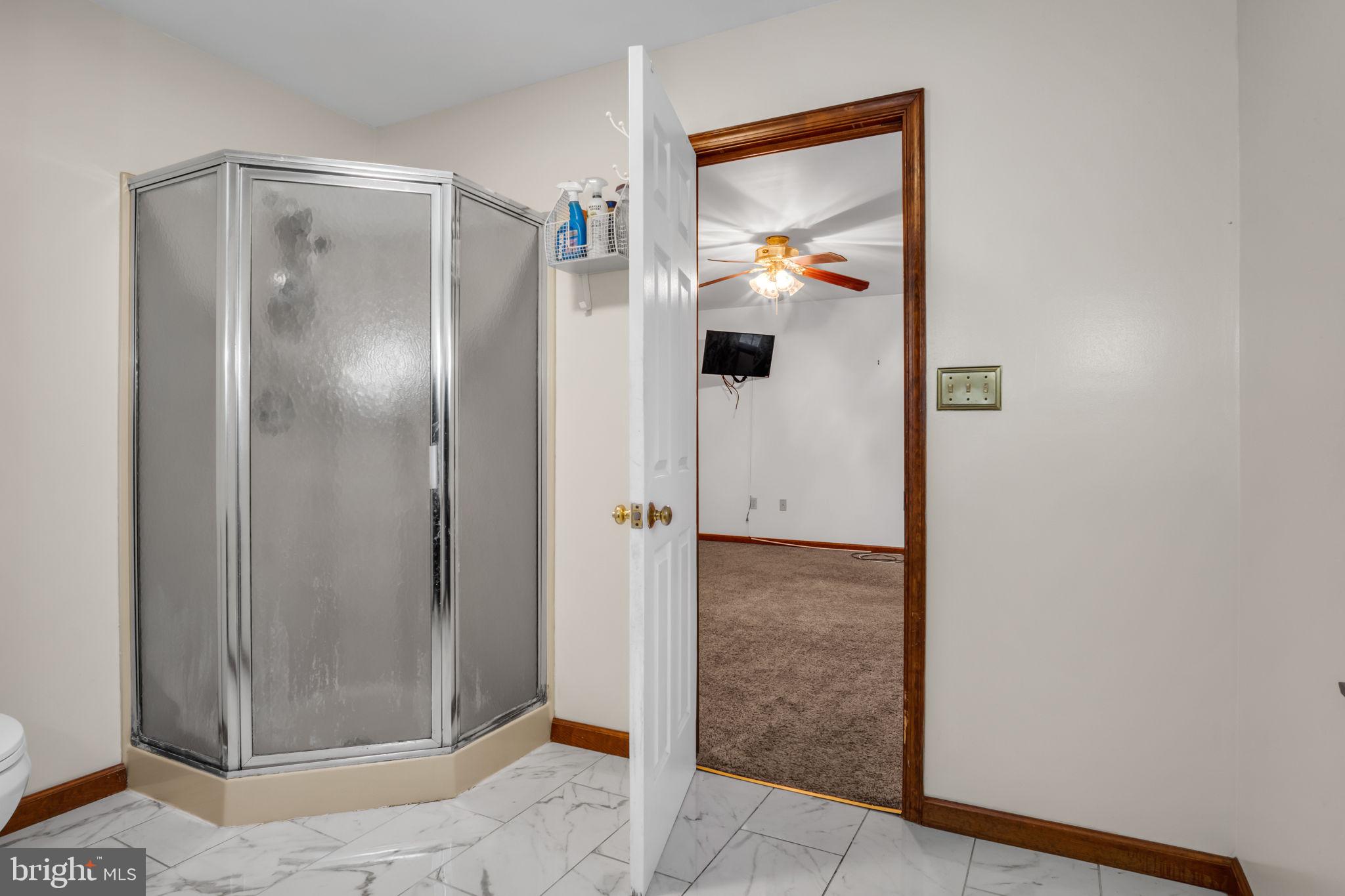 THE OAKS - Residential