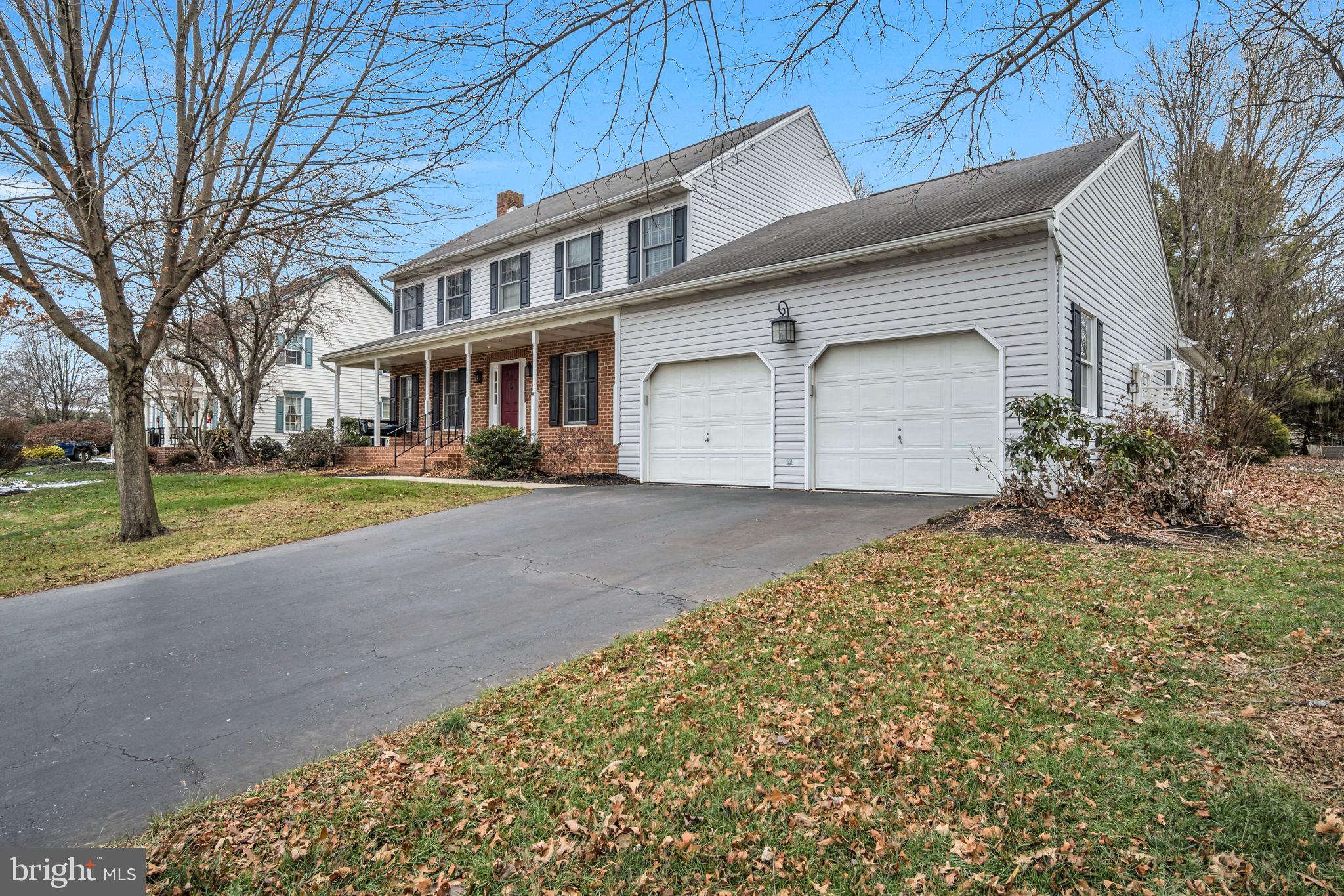 THE OAKS - Residential