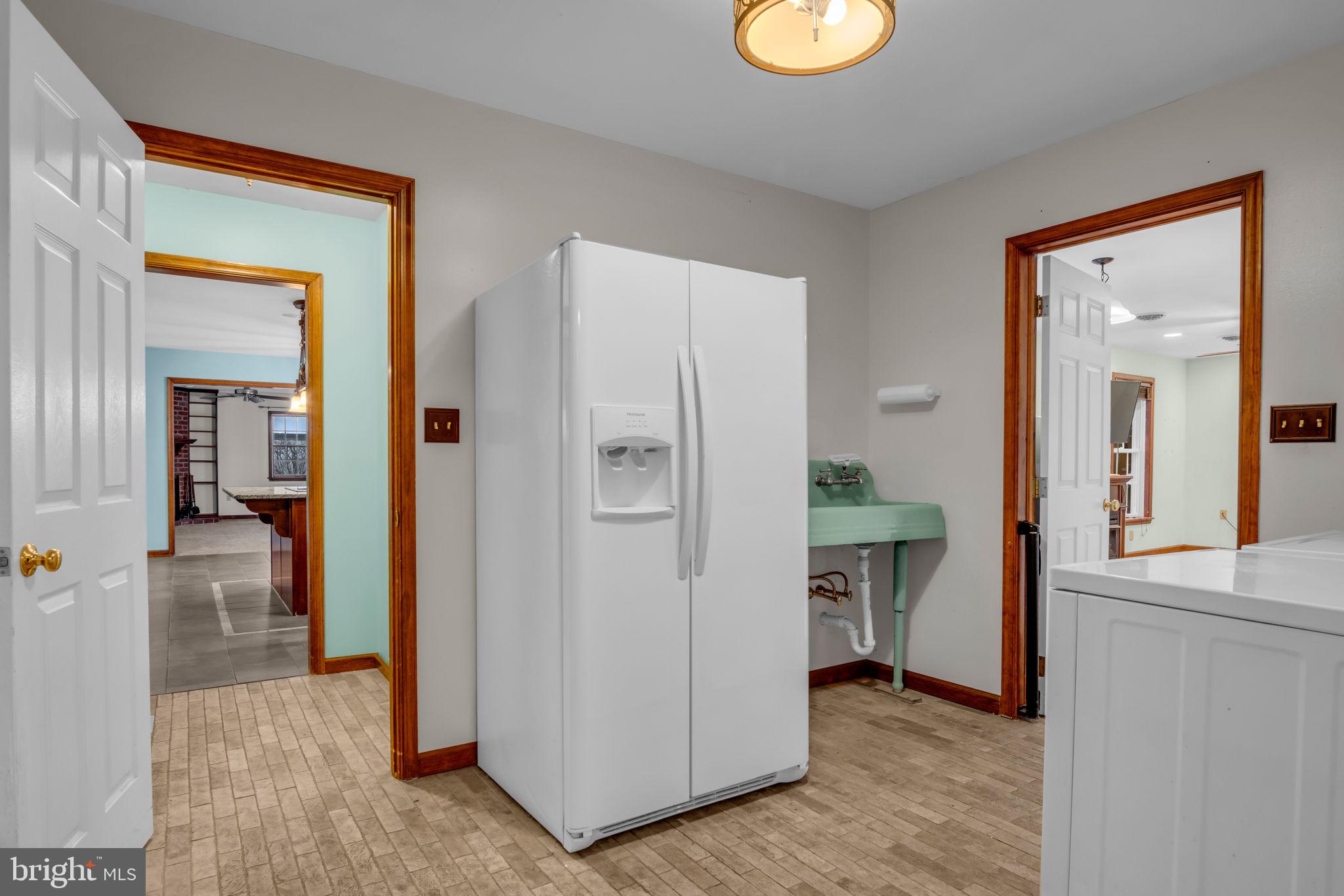 THE OAKS - Residential