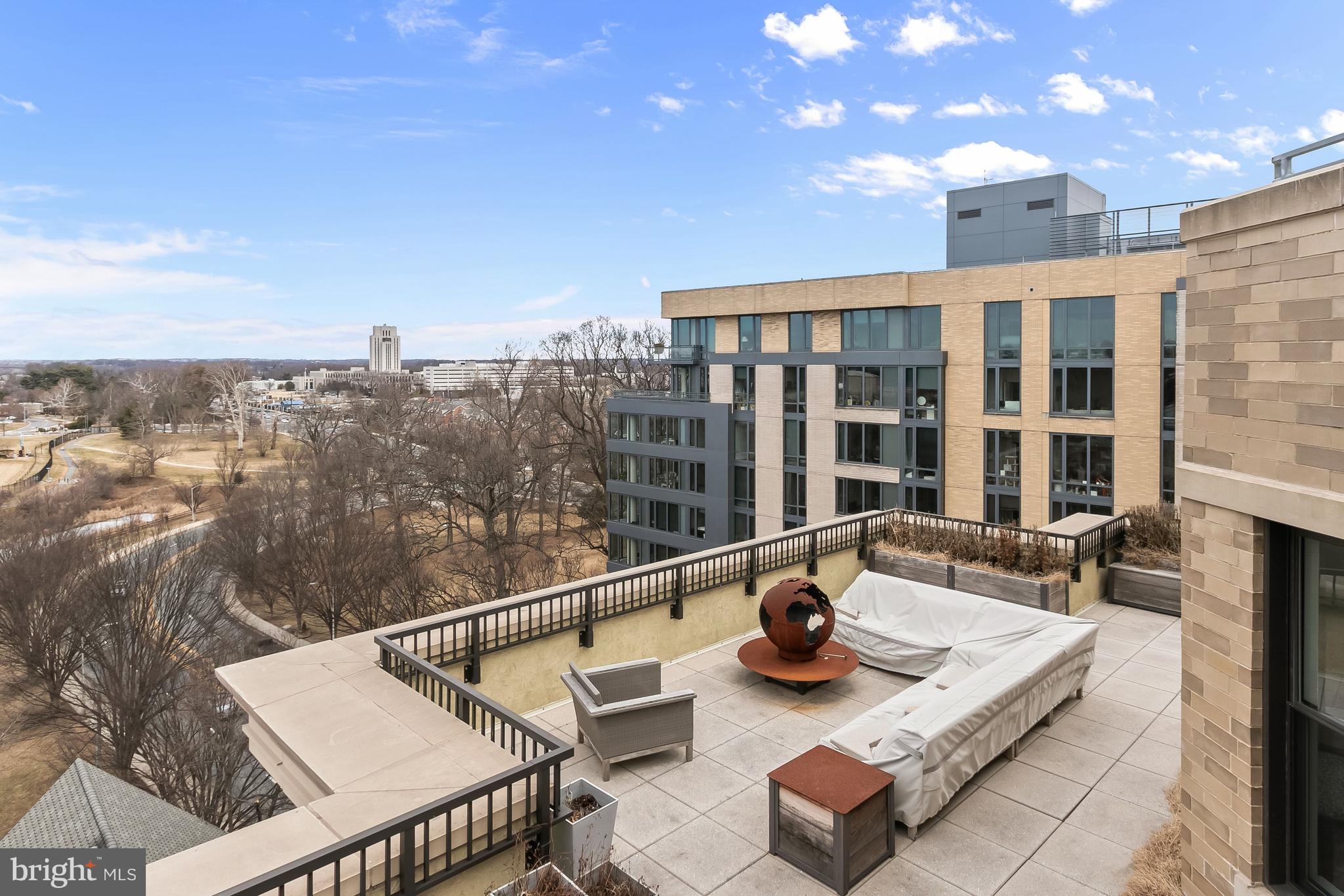 STONEHALL - Residential