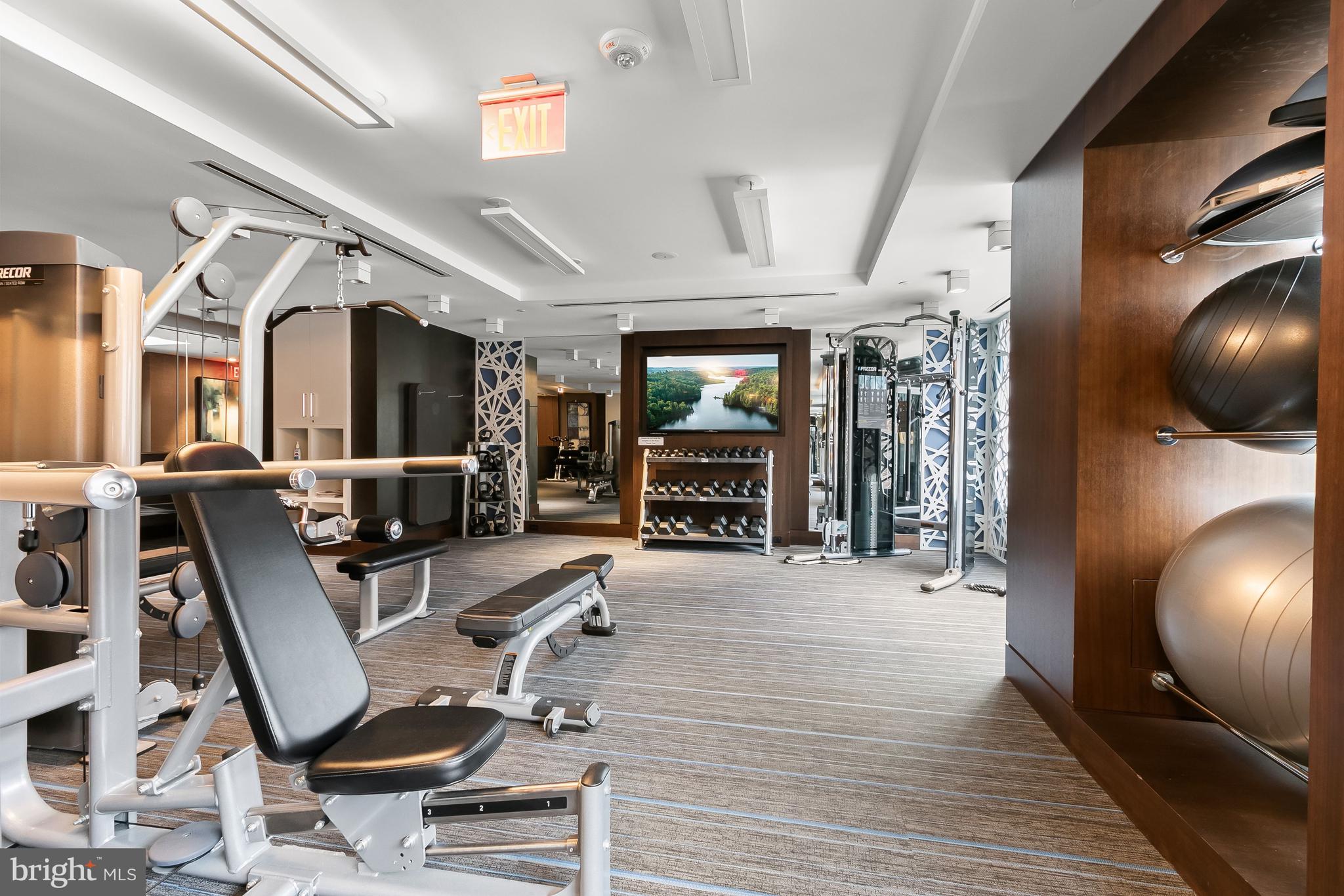 STONEHALL - Residential