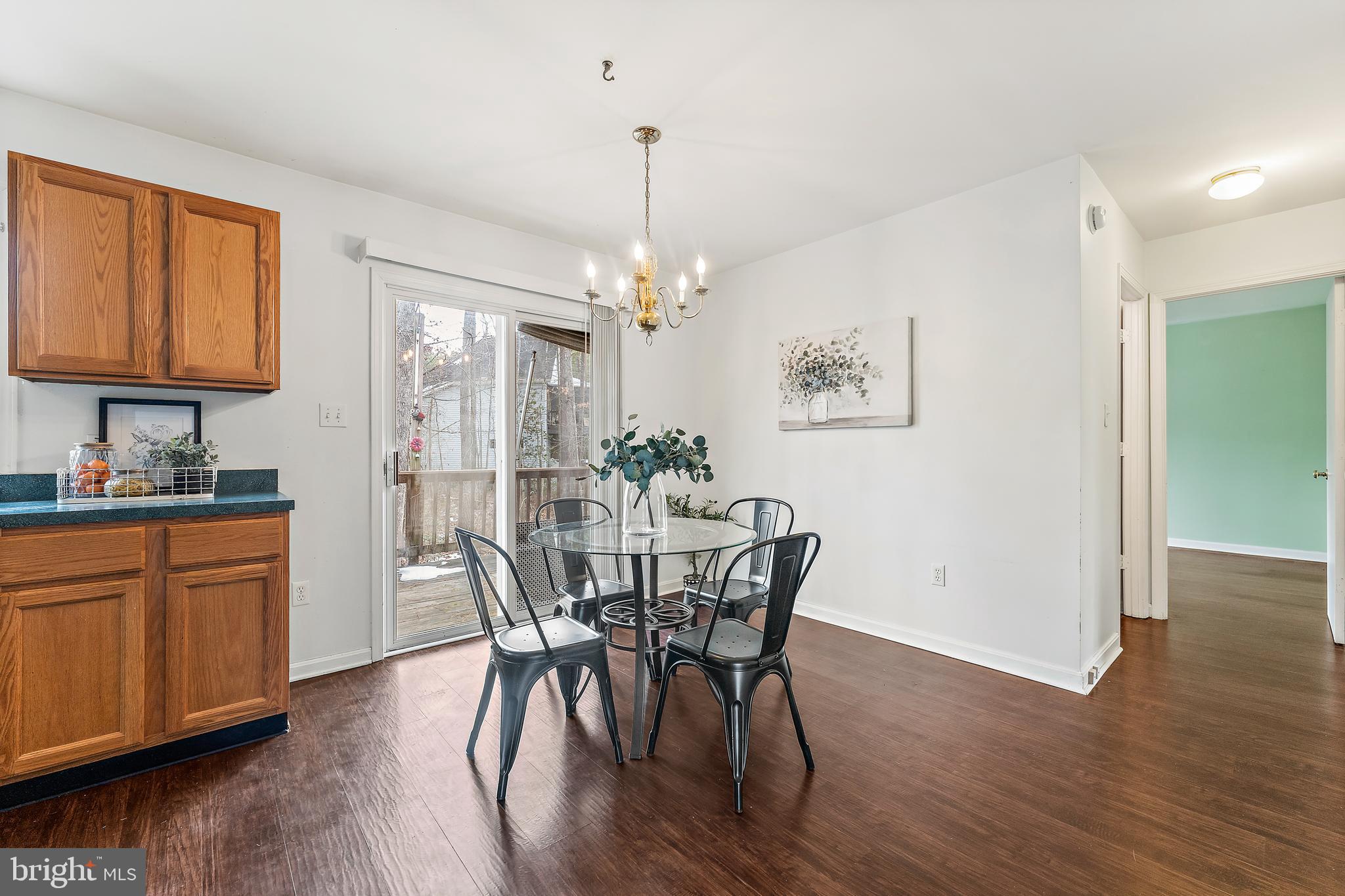 LAKE LAND OR - Residential