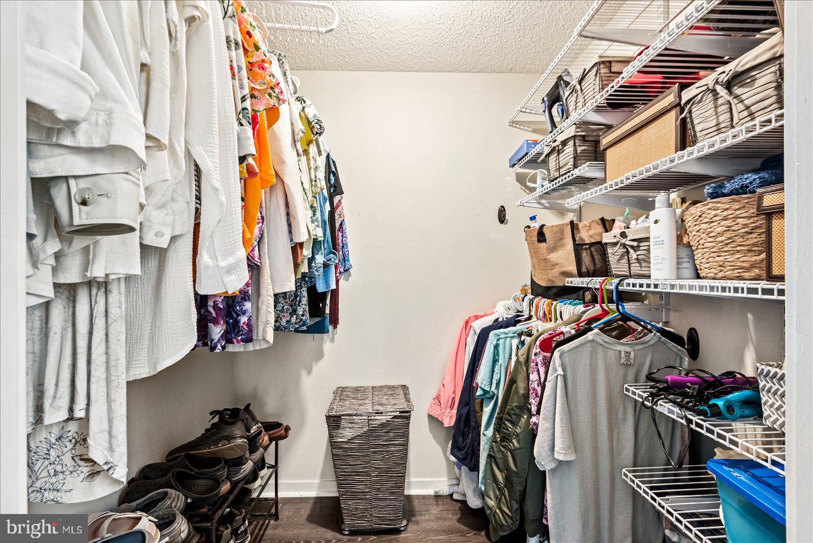 LAKE LAND OR - Residential