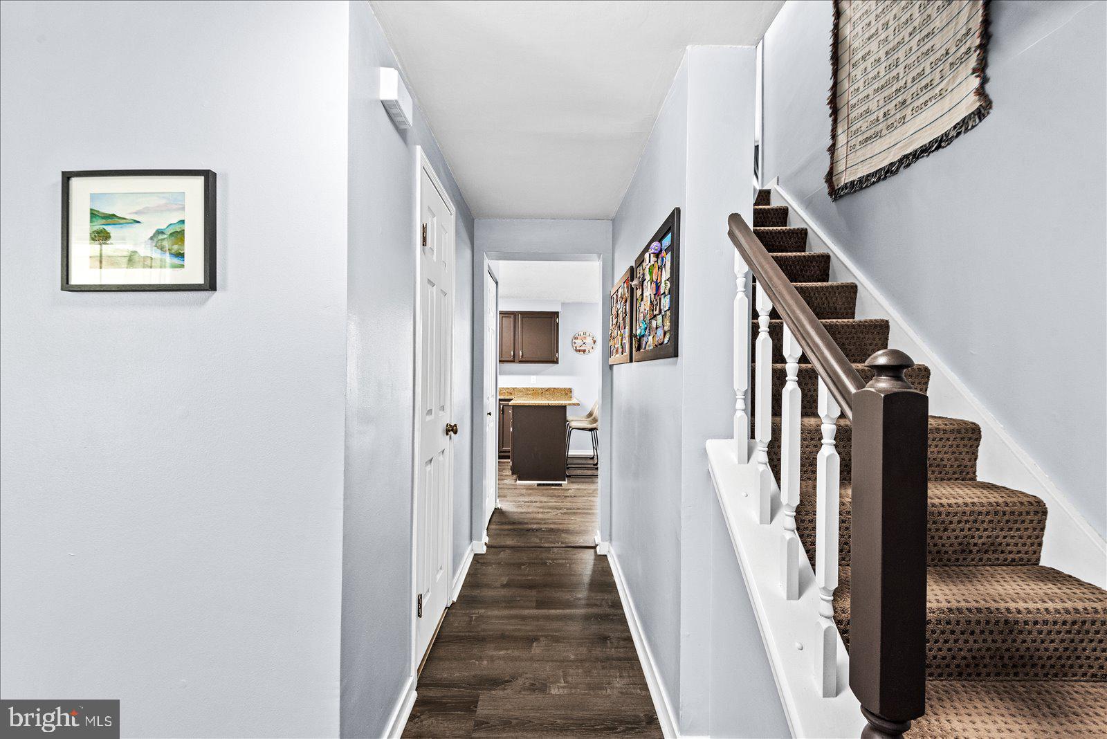 LAKE LAND OR - Residential