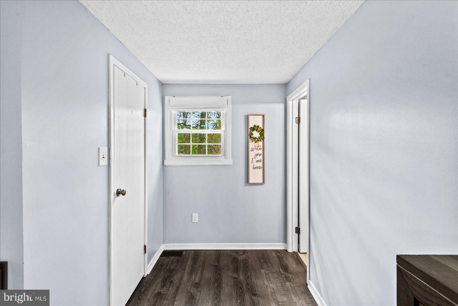 LAKE LAND OR - Residential