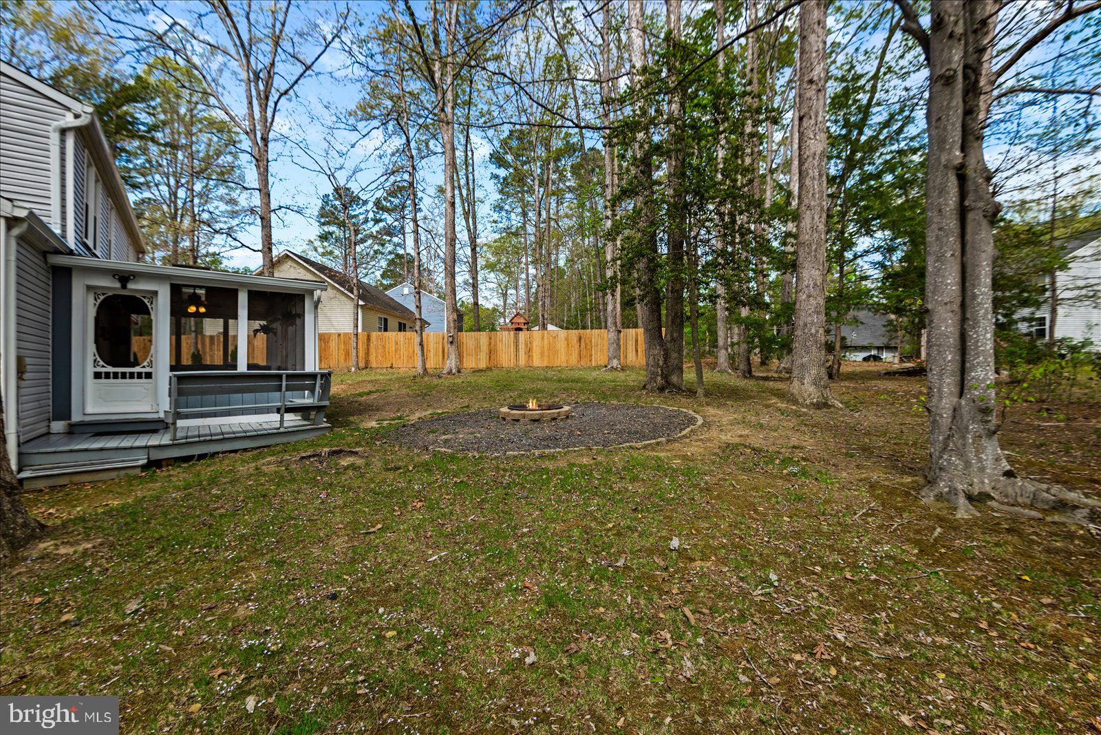 LAKE LAND OR - Residential