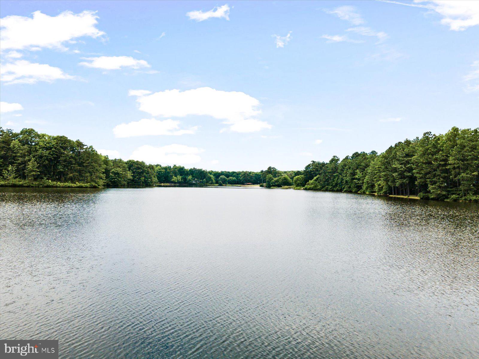 LAKE LAND OR - Residential