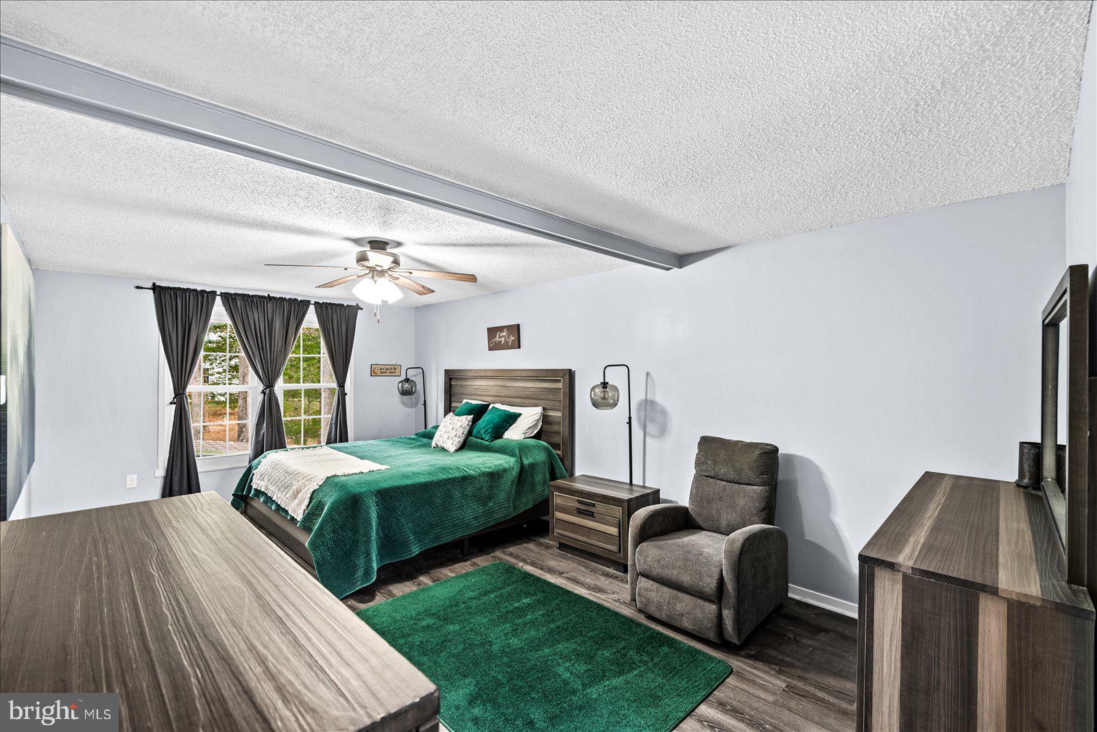 LAKE LAND OR - Residential