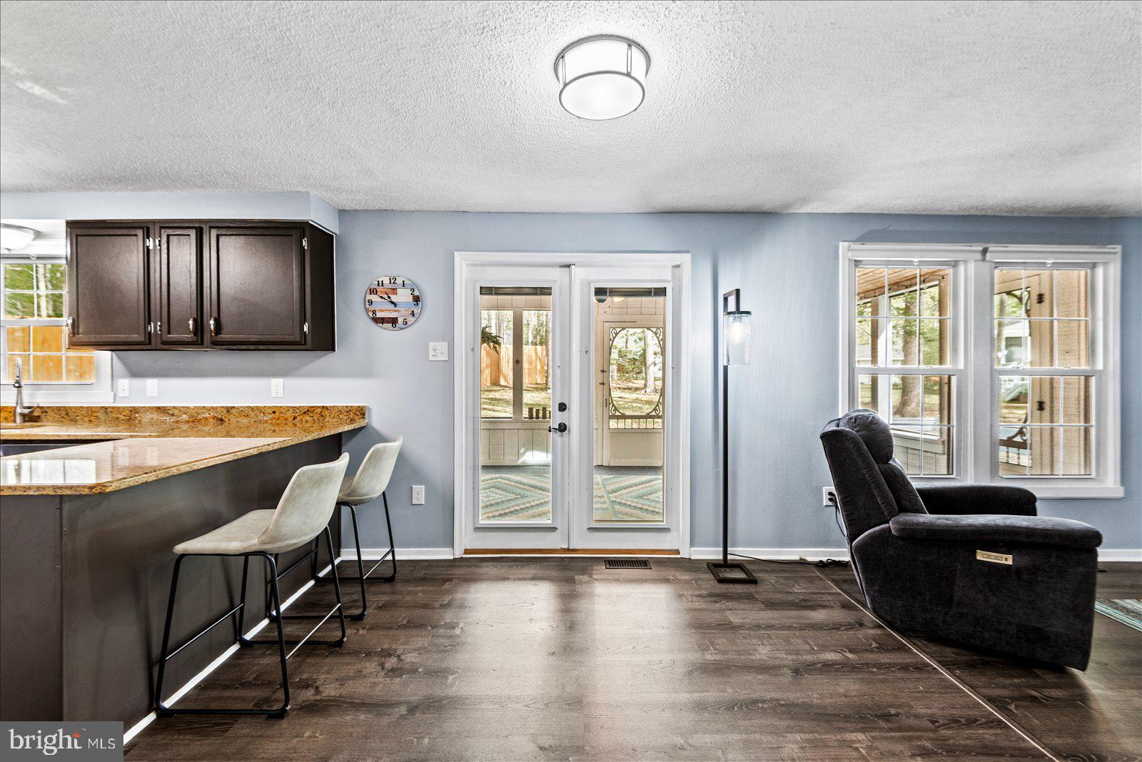 LAKE LAND OR - Residential