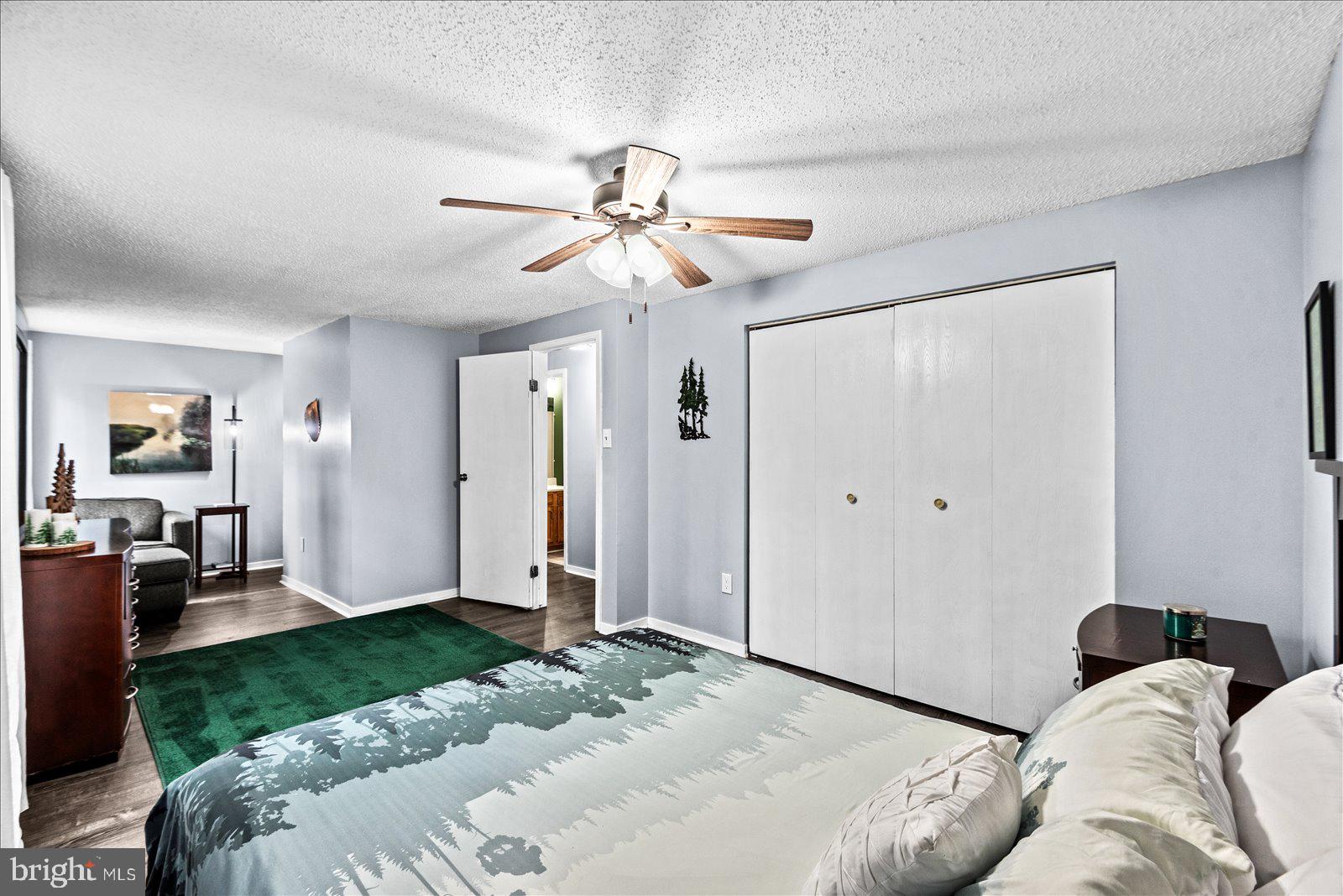 LAKE LAND OR - Residential