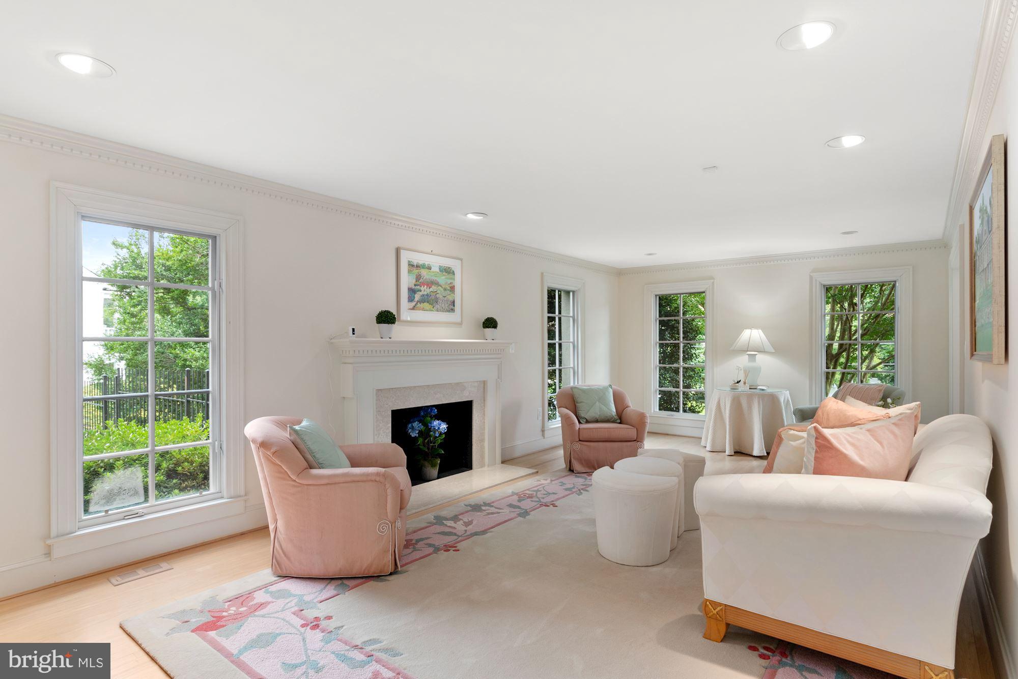 BURNING TREE ESTATES - Residential