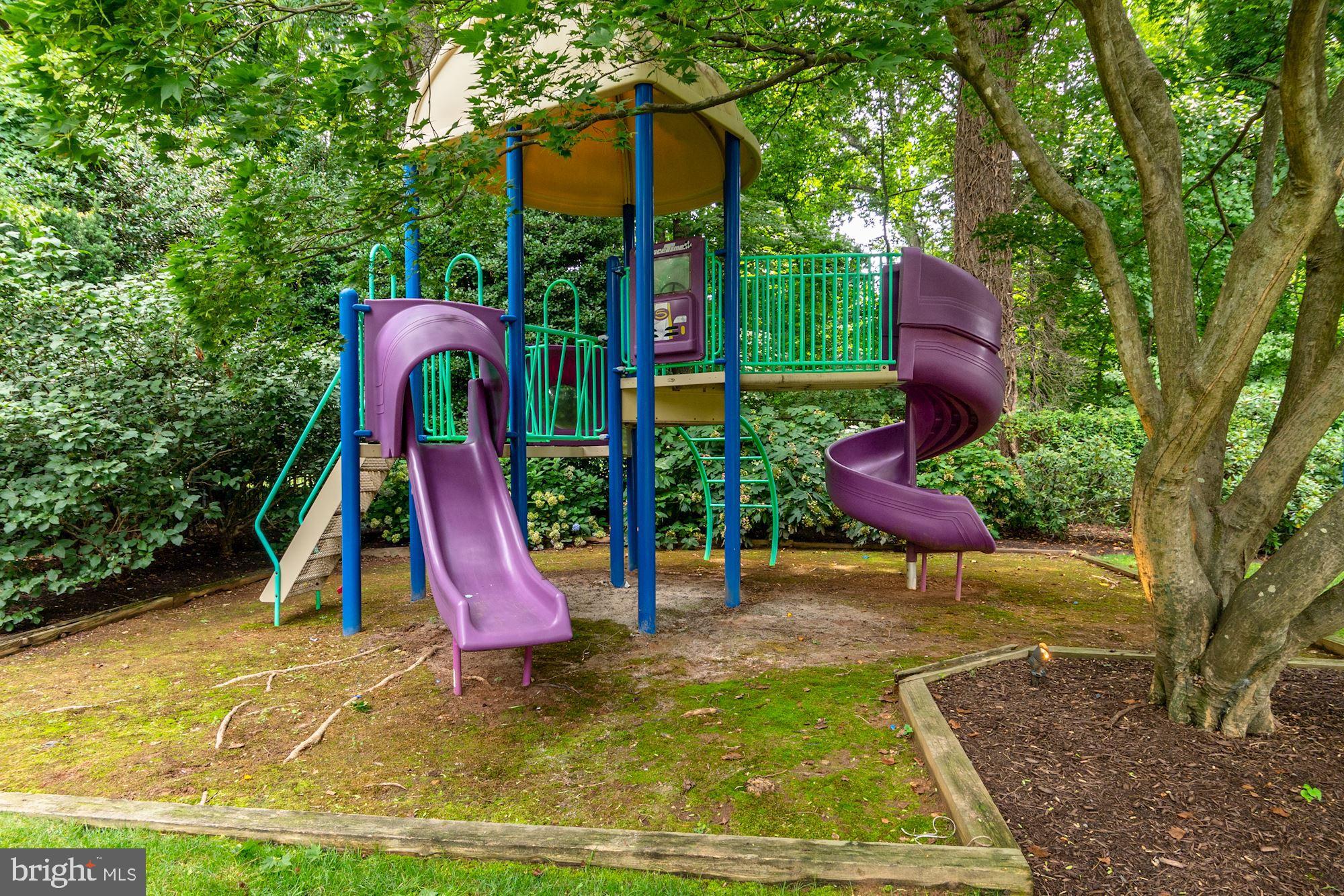 BURNING TREE ESTATES - Residential