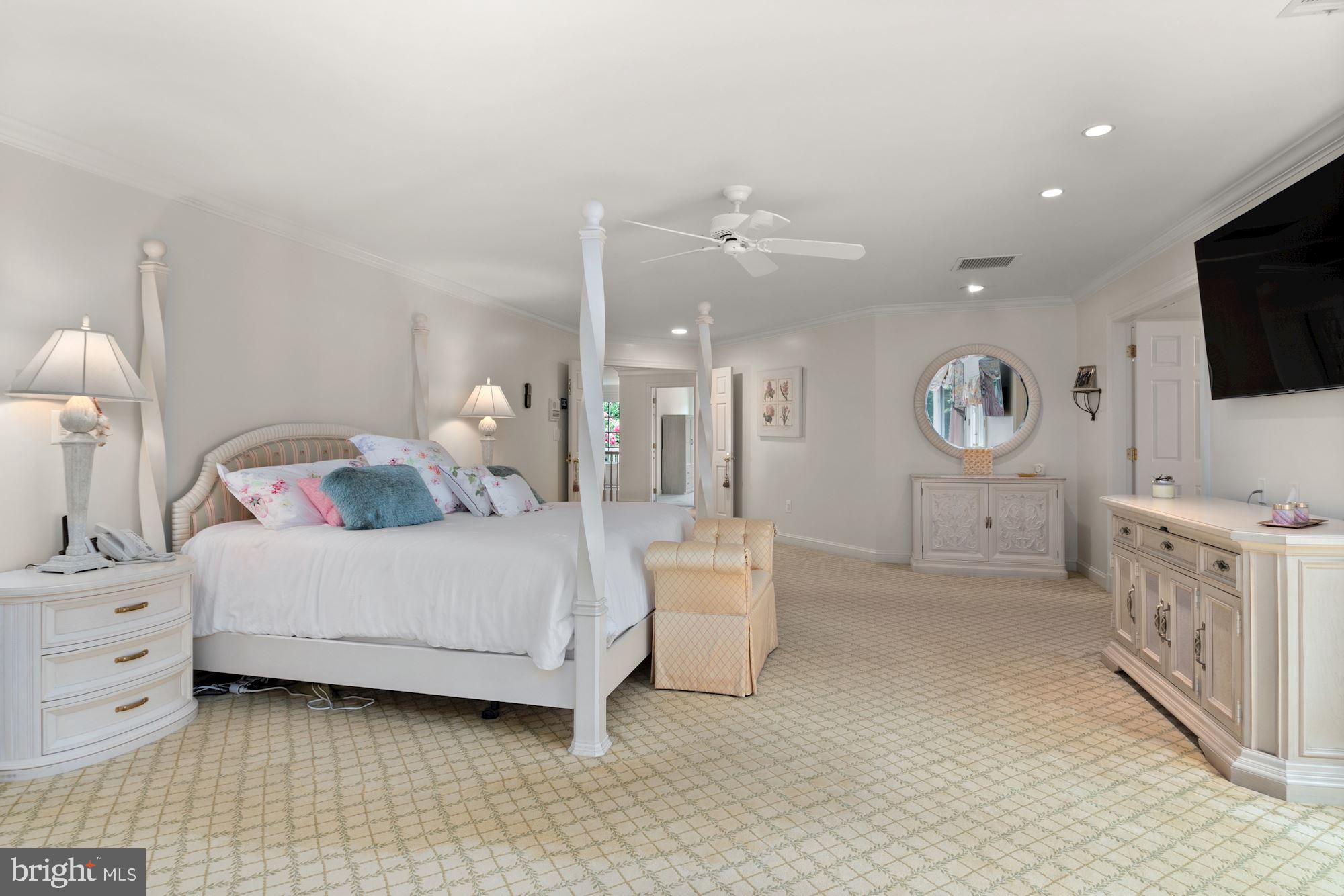 BURNING TREE ESTATES - Residential