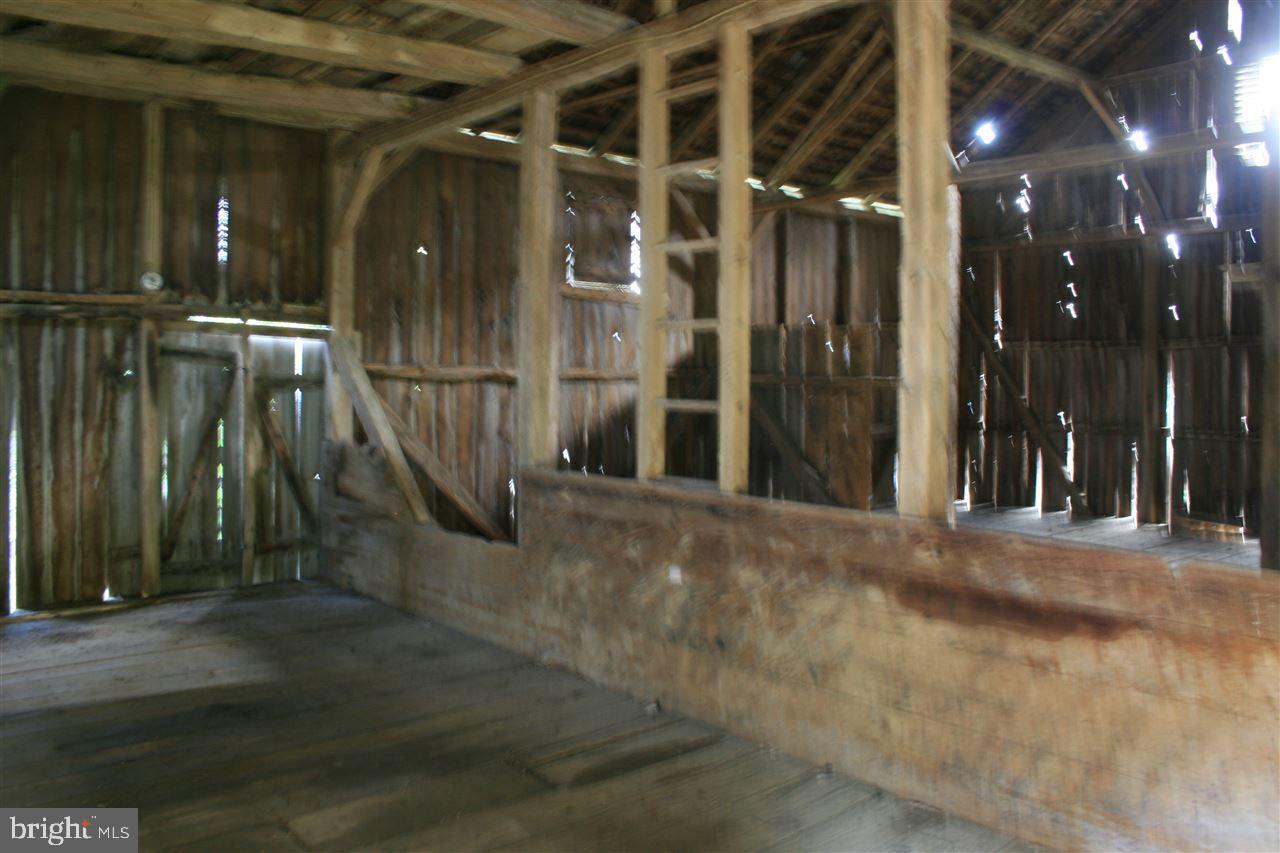 SEVEN VALLEYS - Farm