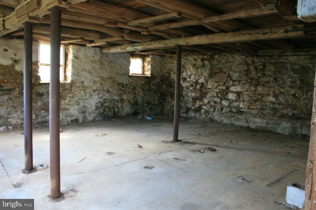 SEVEN VALLEYS - Farm