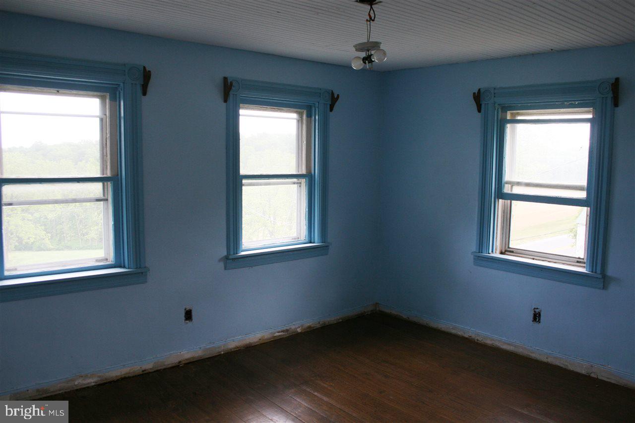 SEVEN VALLEYS - Farm