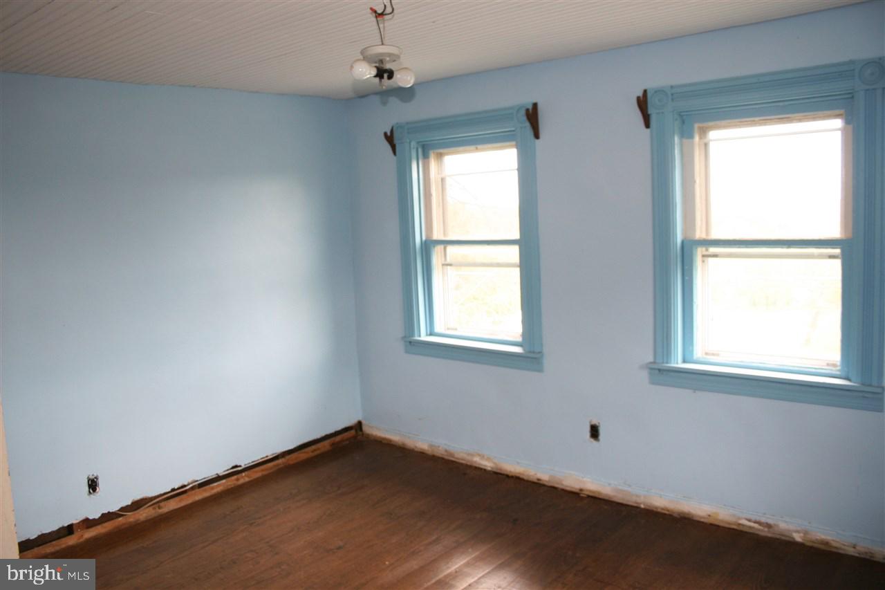 SEVEN VALLEYS - Farm