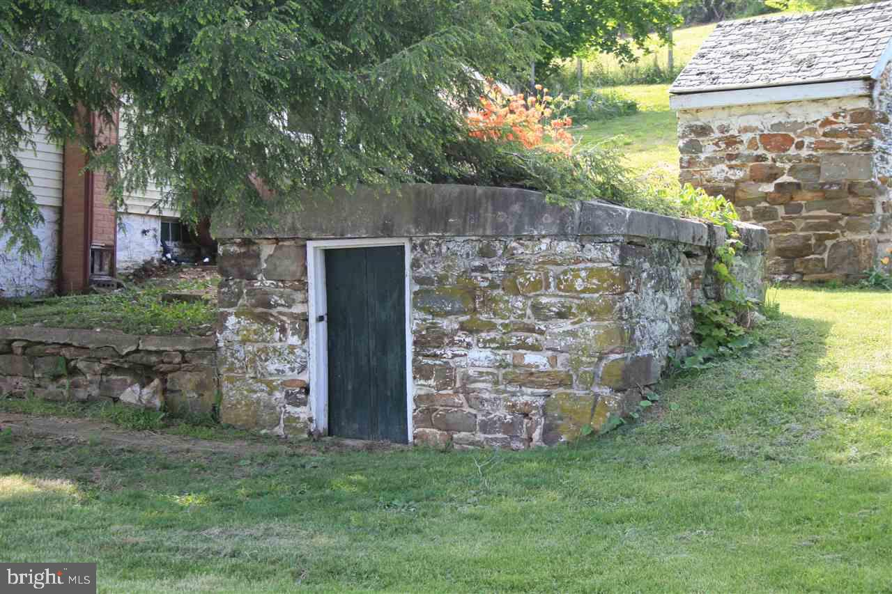 SEVEN VALLEYS - Farm