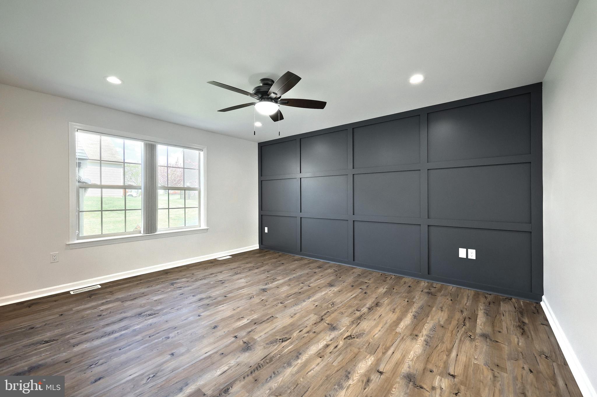 ALLYSON'S CROSSING - Residential