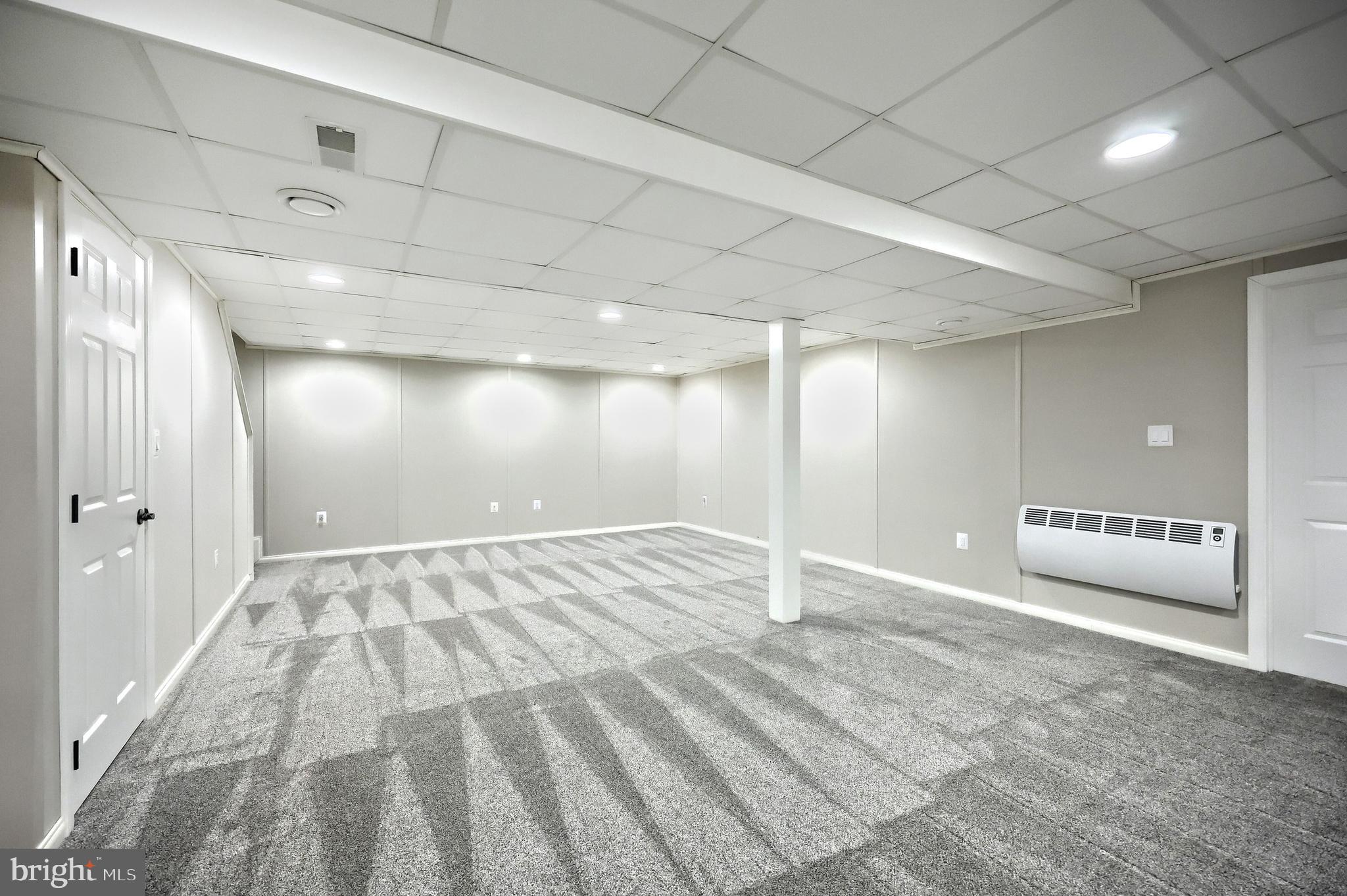 ALLYSON'S CROSSING - Residential