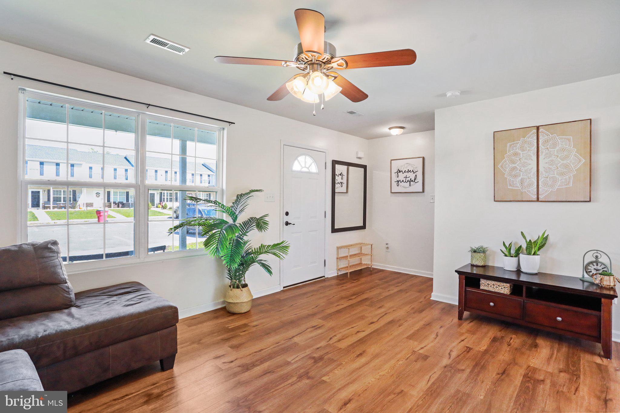 INWOOD VILLAGE - Residential