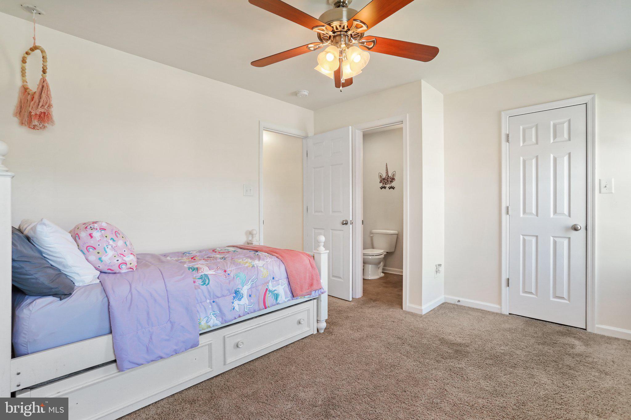 INWOOD VILLAGE - Residential