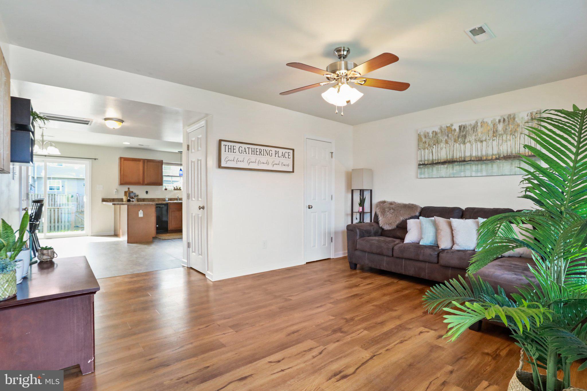 INWOOD VILLAGE - Residential